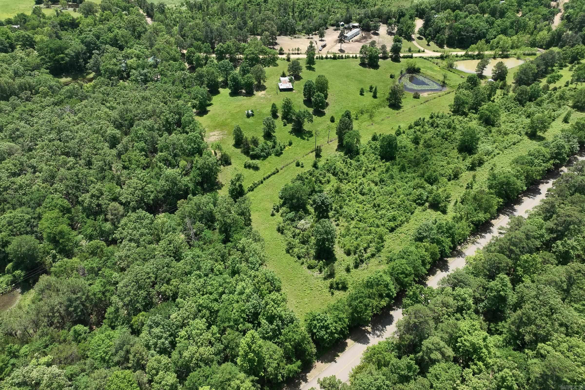 De Queen Lake - Land