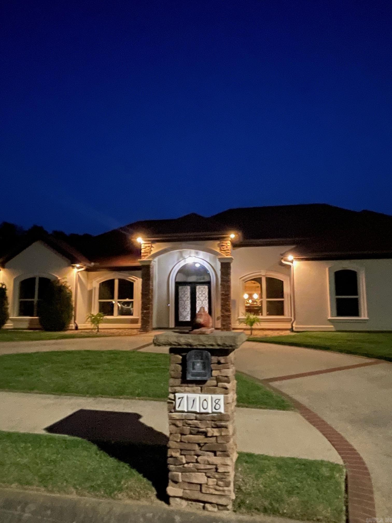 EDGEWATER ADDN - Residential