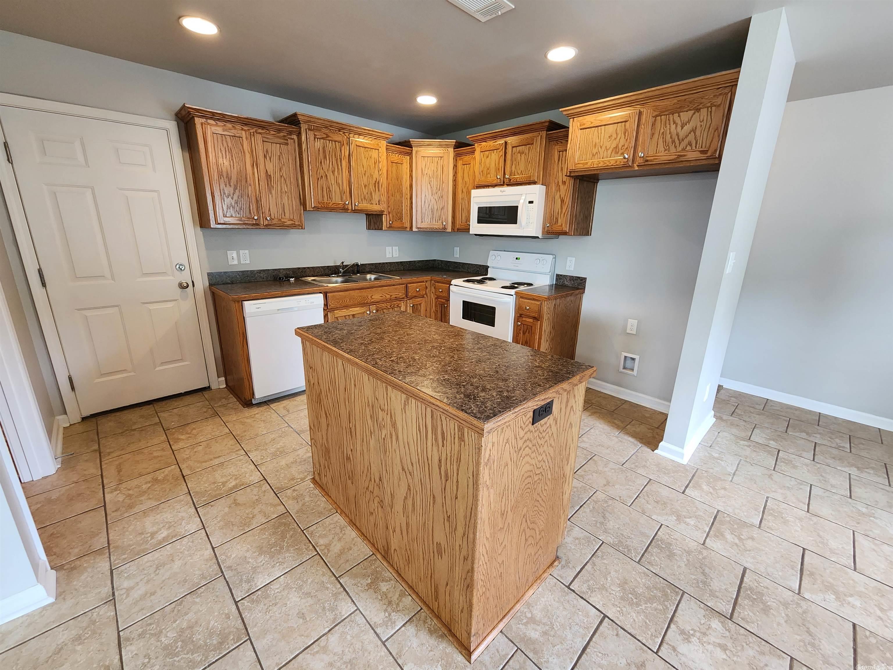 Terrace Hill Courts - Residential Lease