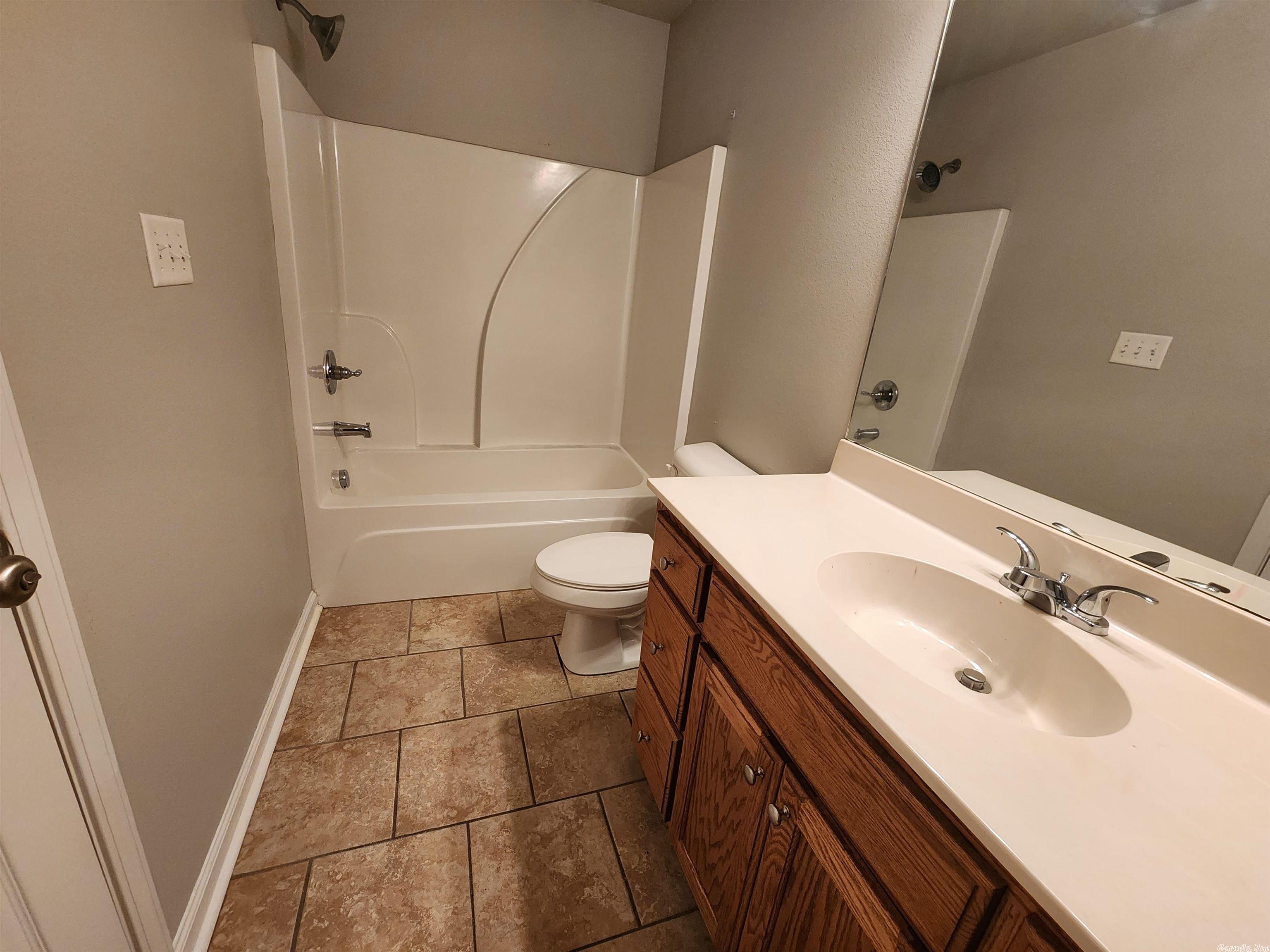 Terrace Hill Courts - Residential Lease