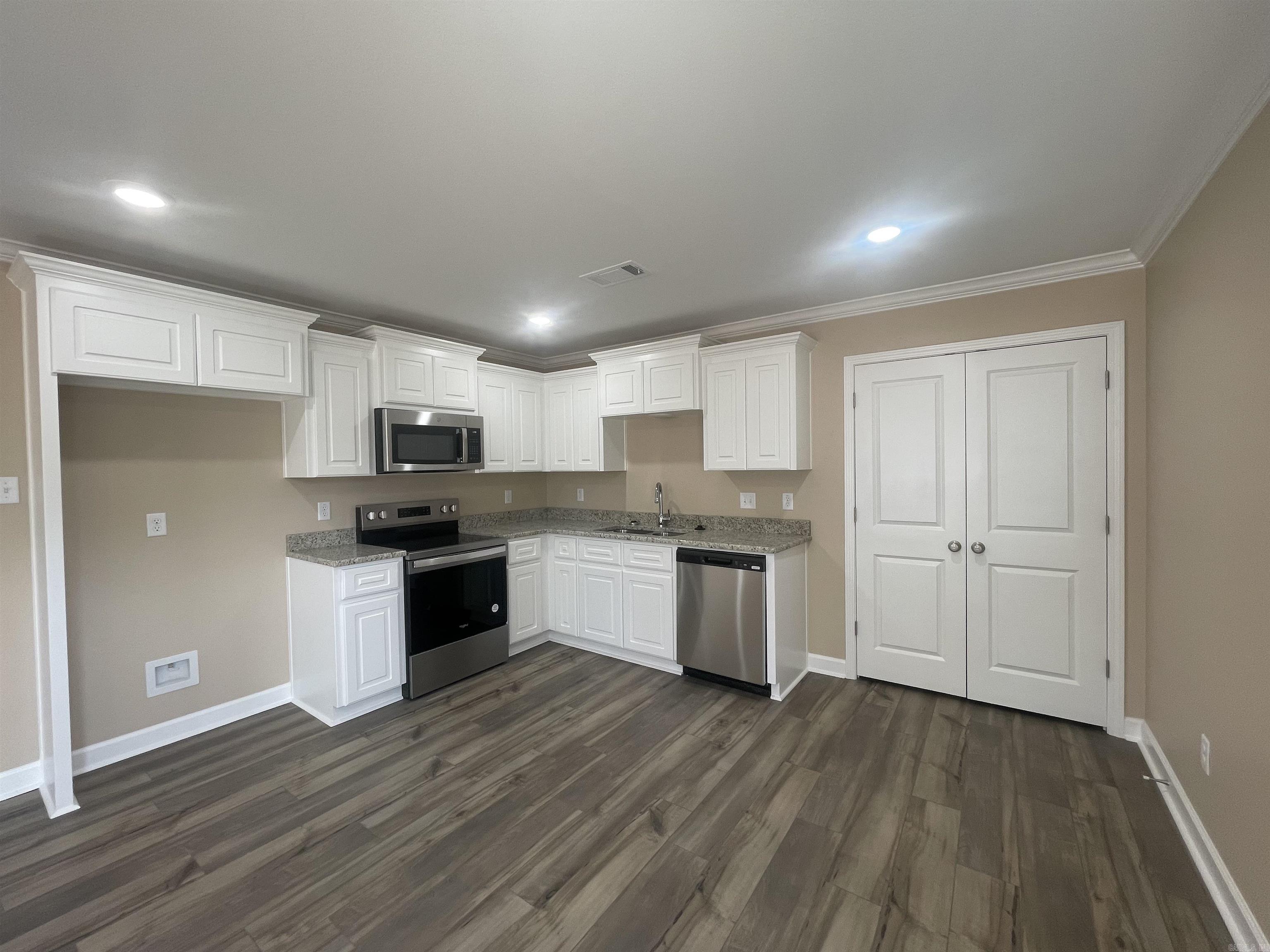 Spanish Grant #6 - Residential