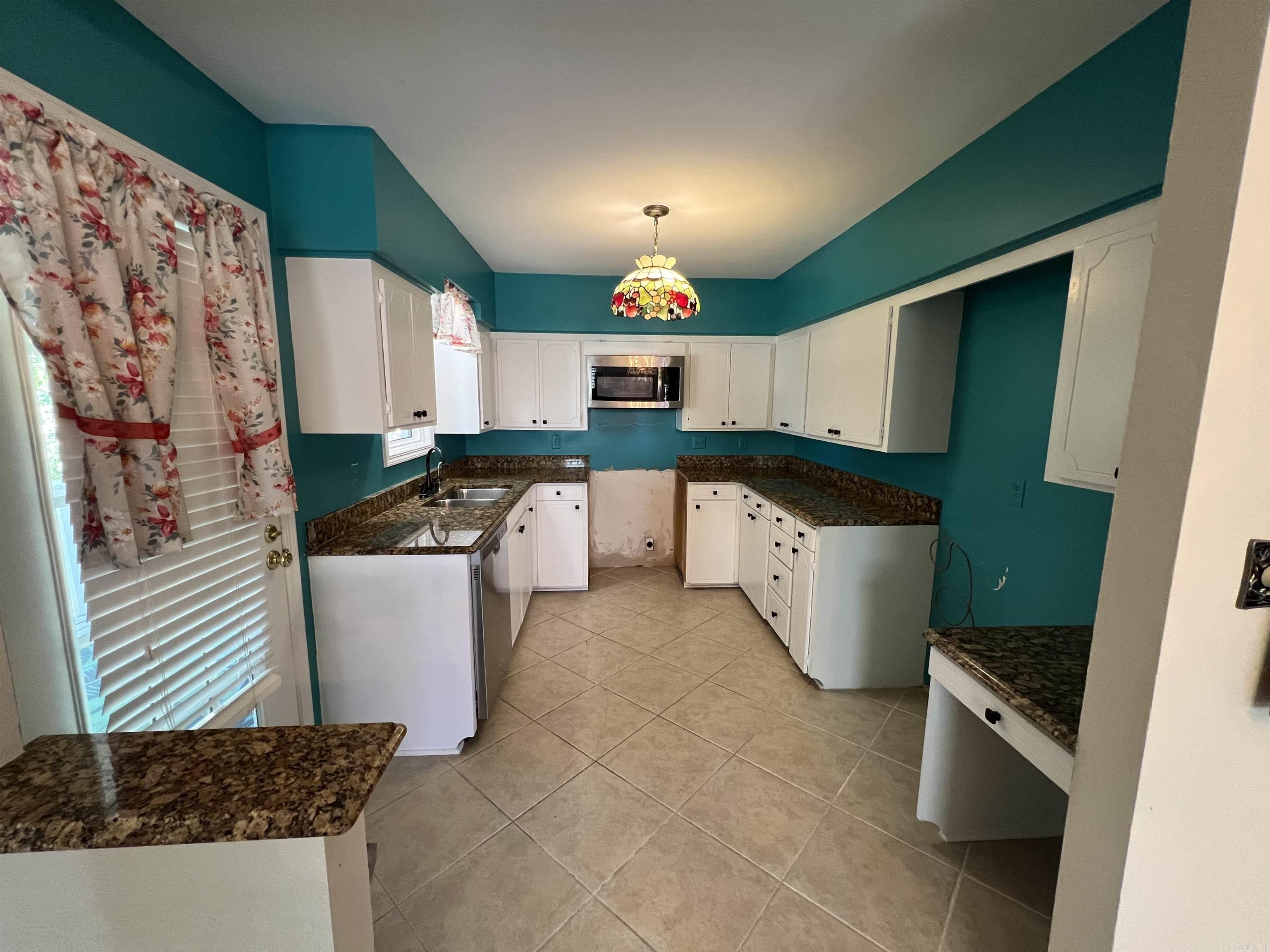 NORTH HILL VILLAGE - Residential