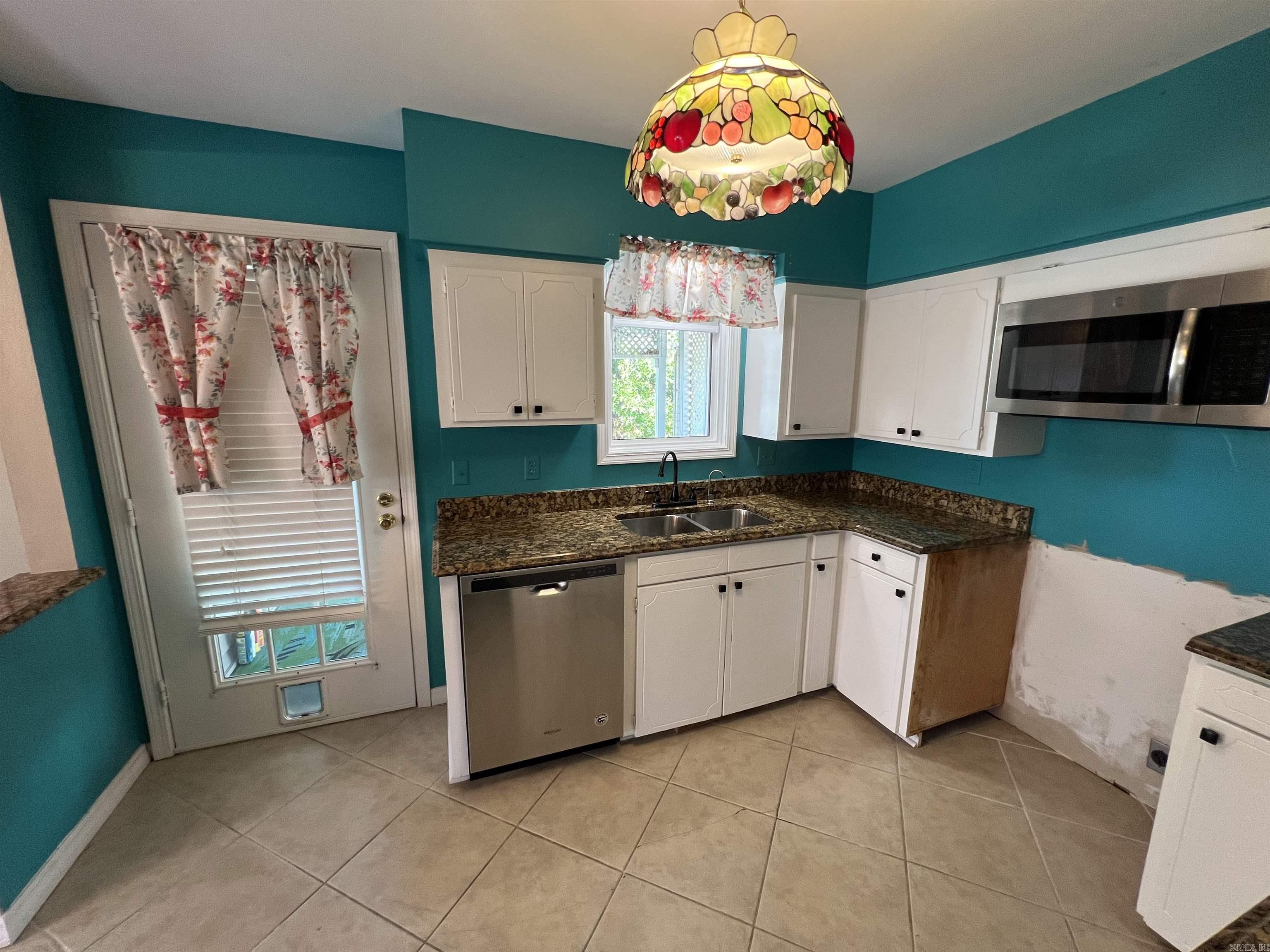 NORTH HILL VILLAGE - Residential