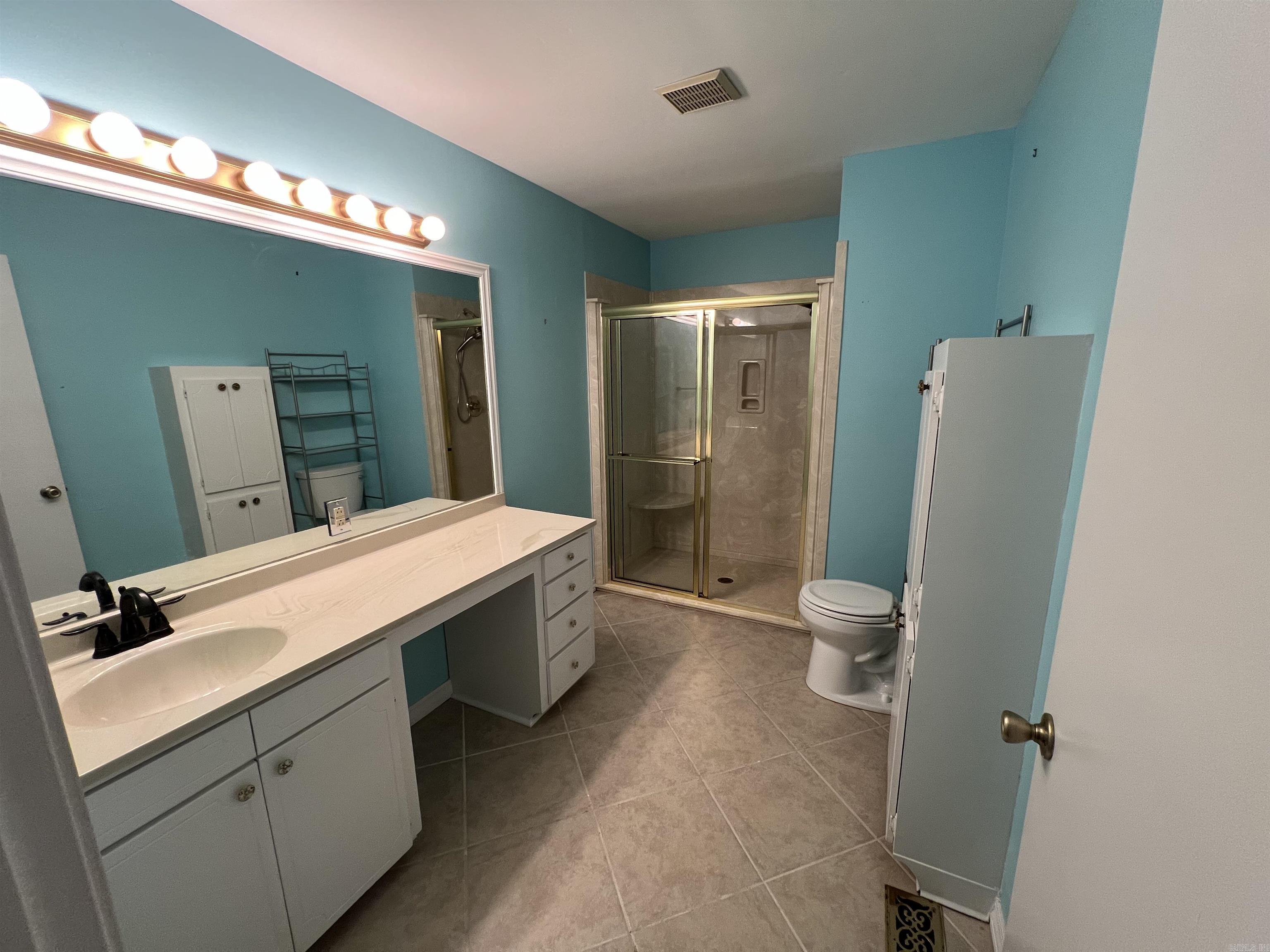 NORTH HILL VILLAGE - Residential