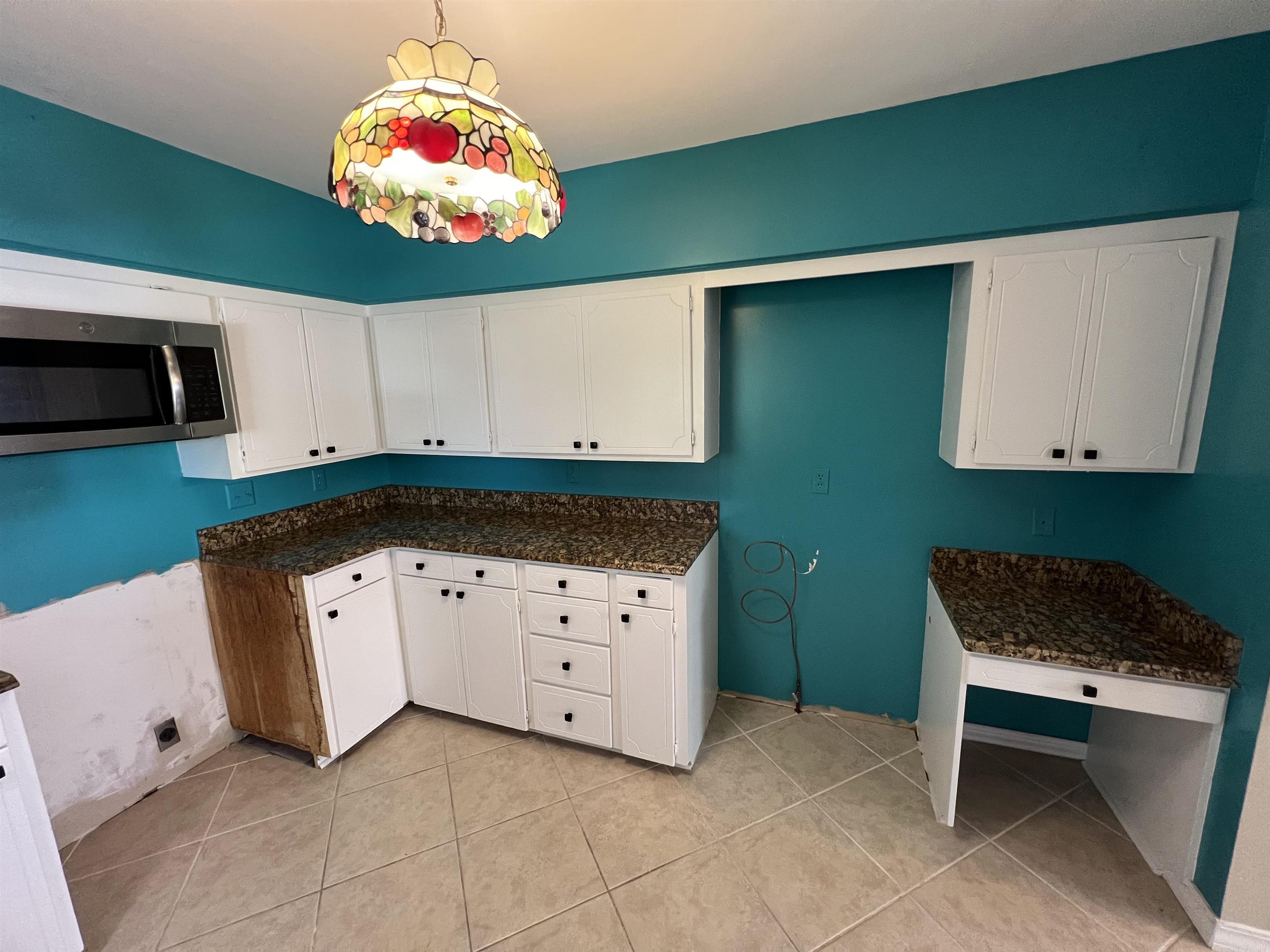 NORTH HILL VILLAGE - Residential