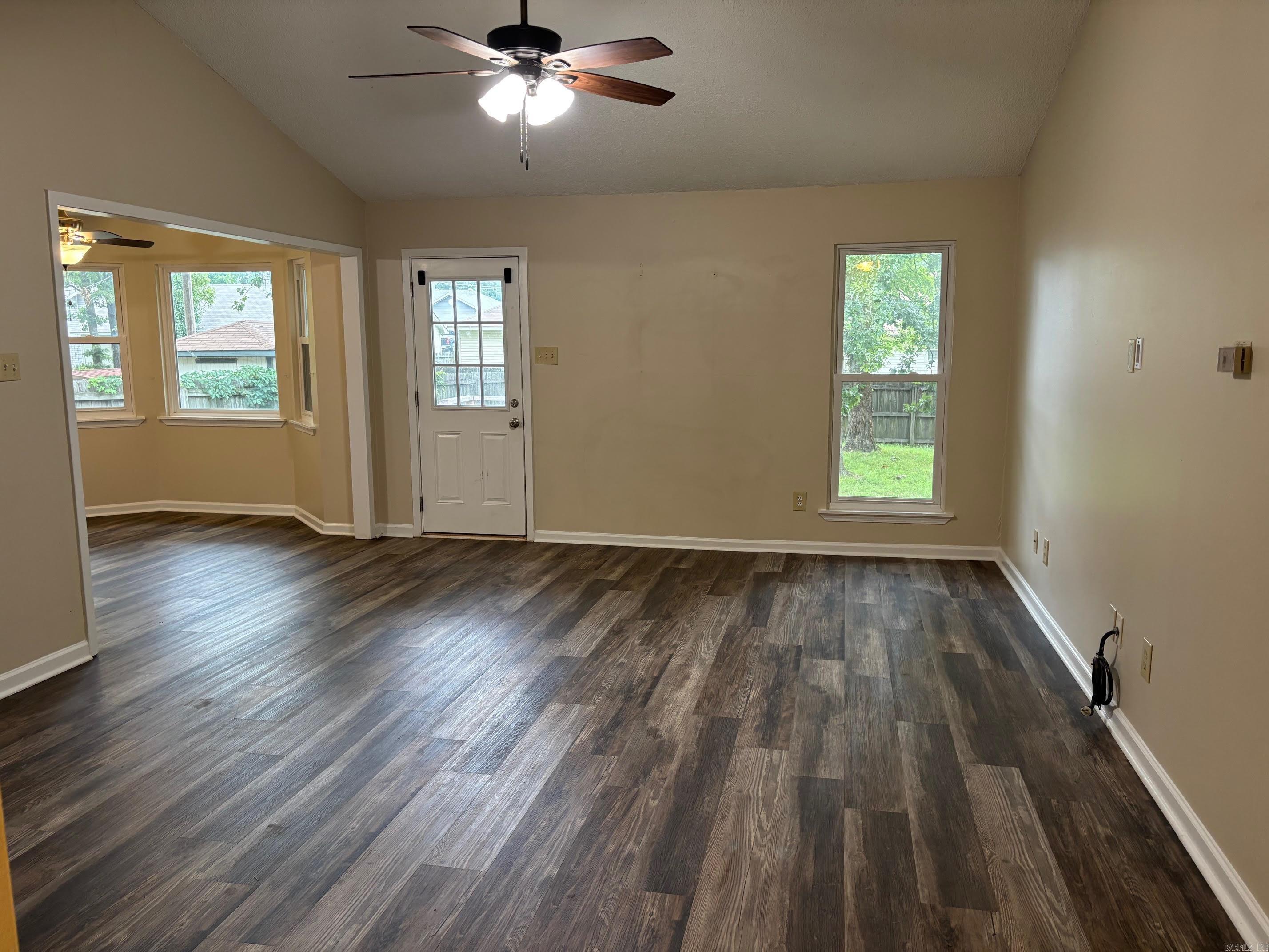 SHERWOOD NORTH - Residential