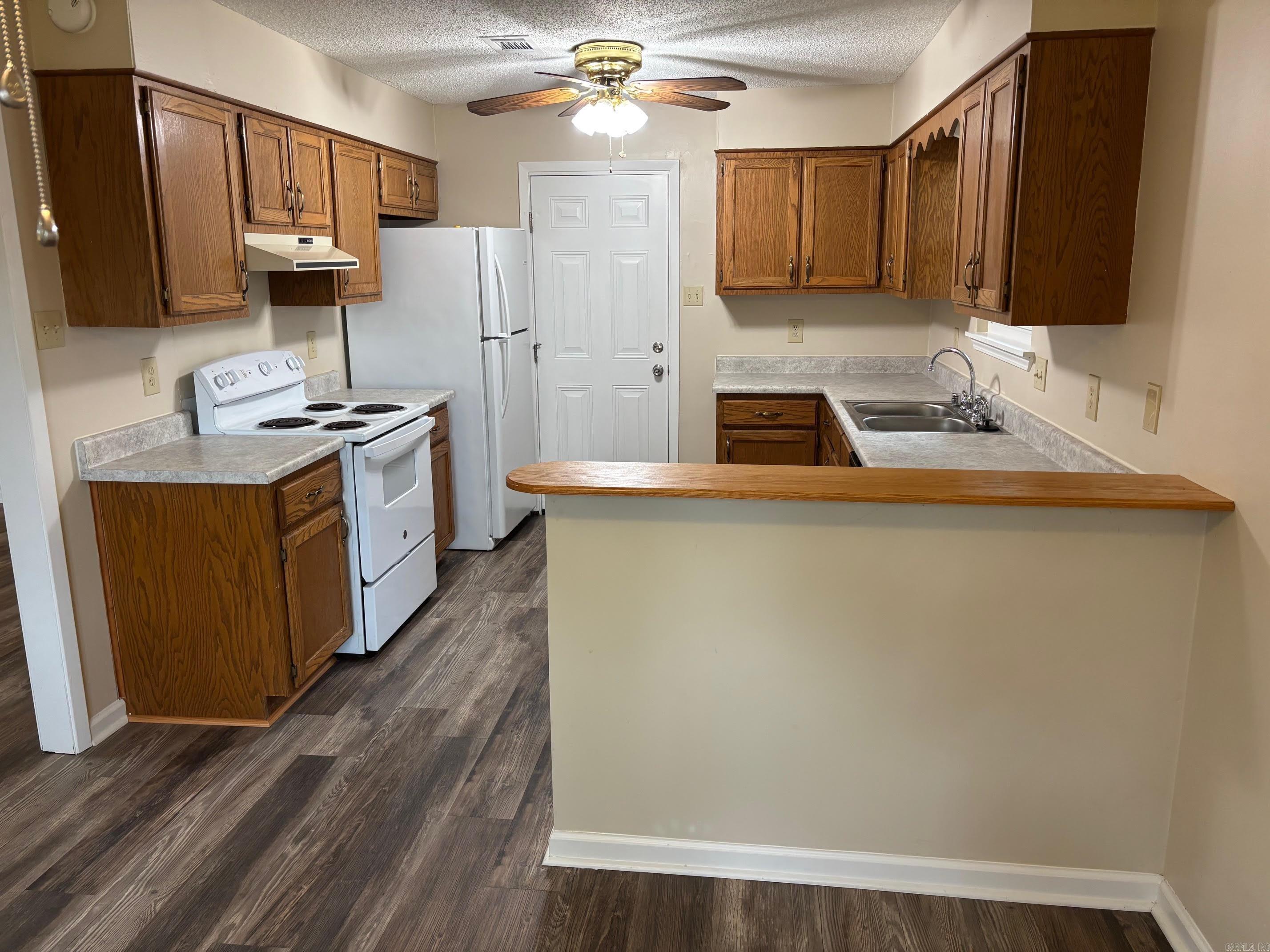 SHERWOOD NORTH - Residential