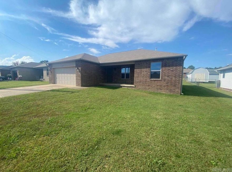 This clean, move in ready home features 3 bedrooms and 2 baths with 1,288 square feet. Recent HVAC, roof, water heater, and windows. Close to Sandy Beach and public boat launch. Kitchen appliances will convey with acceptable offer.