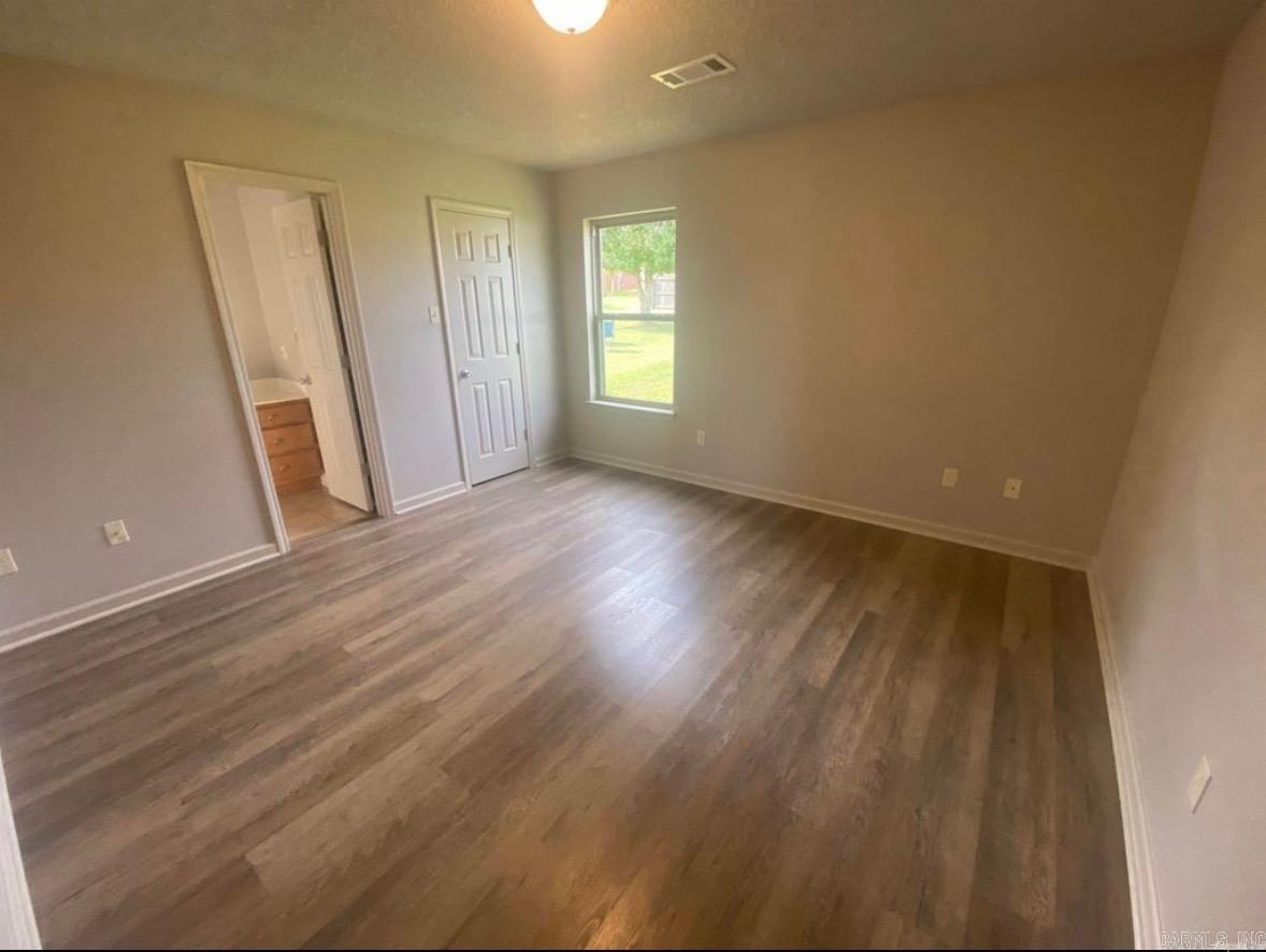 SUMMERBROOKE - Residential