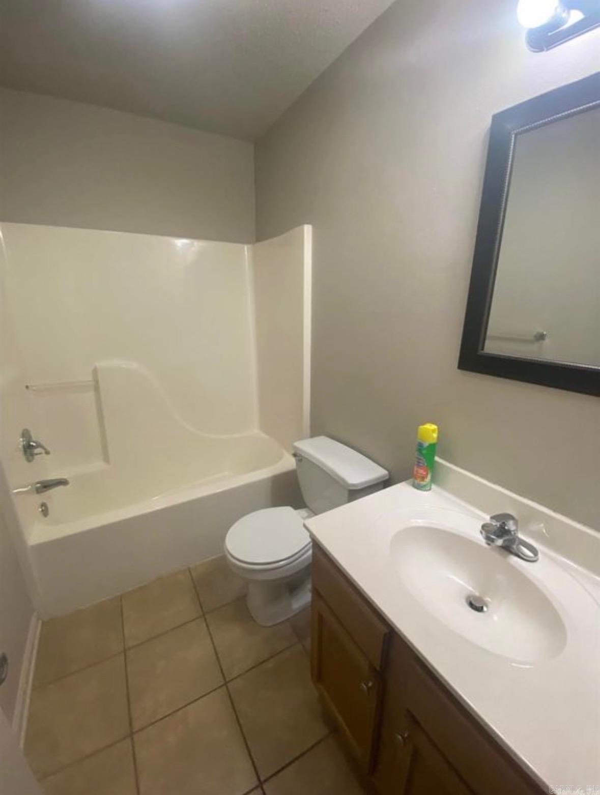 SUMMERBROOKE - Residential