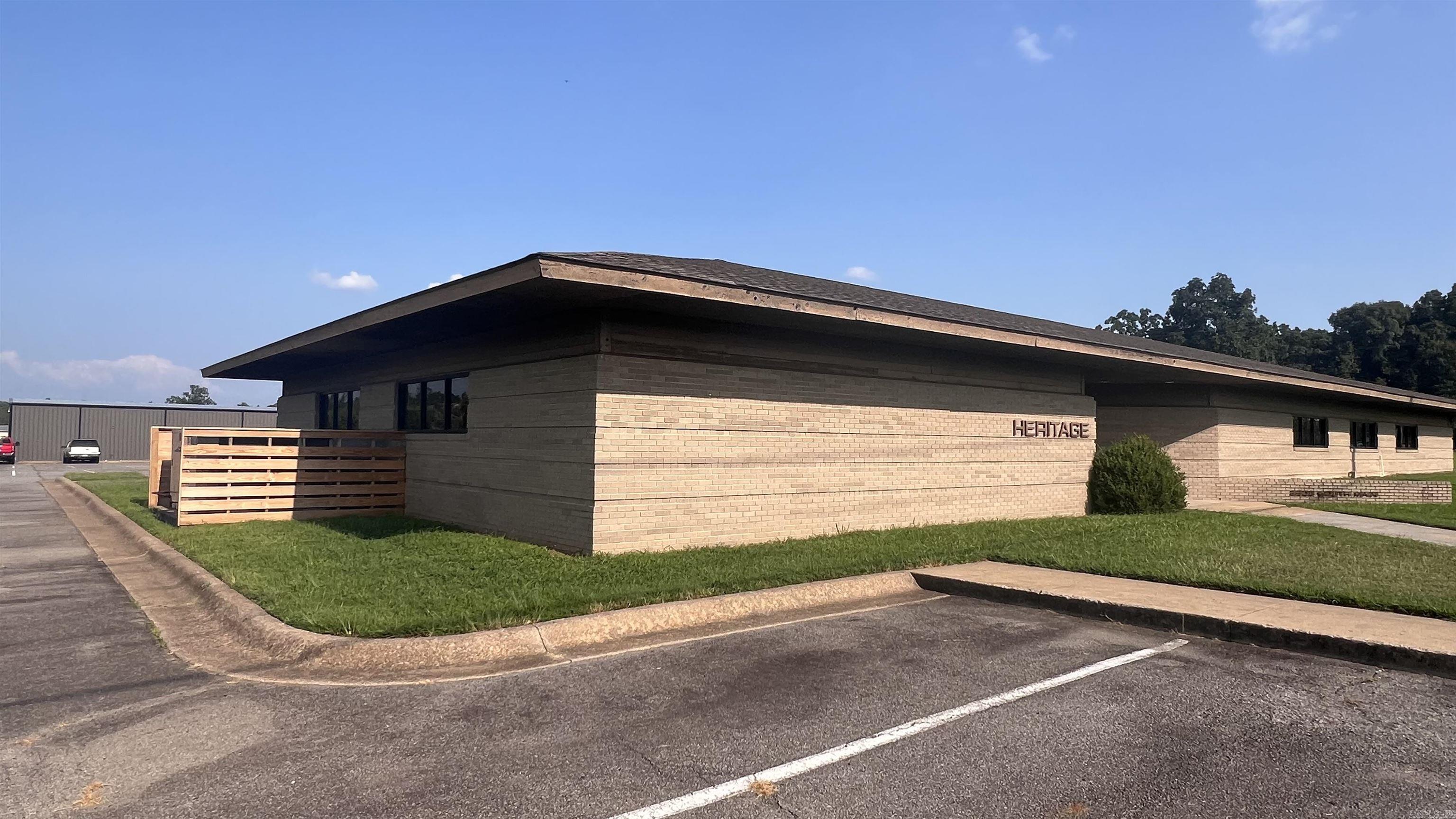 Searcy - Commercial Sale