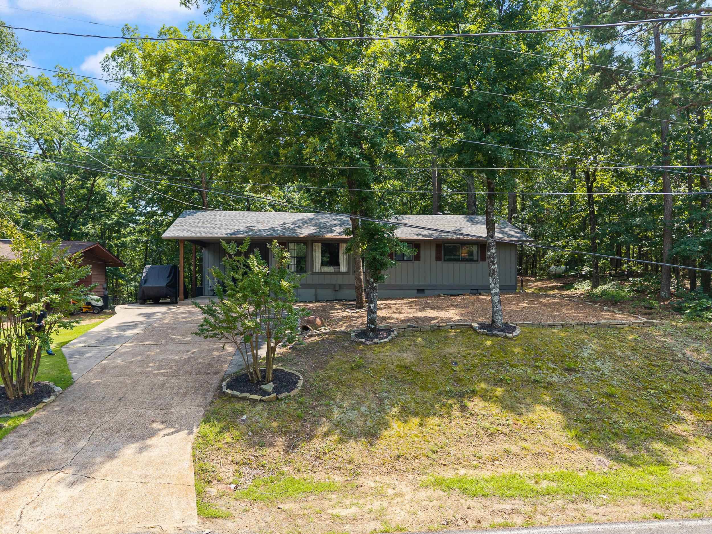 HAMILTON HILLS - Residential