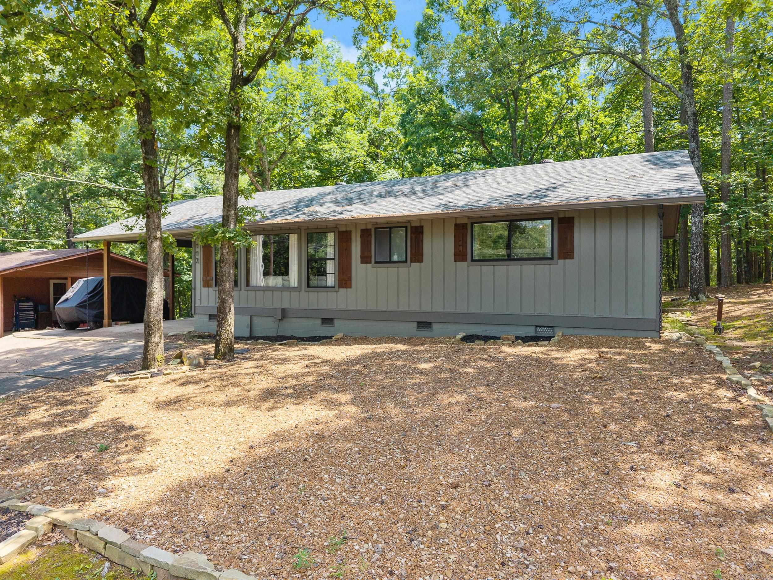HAMILTON HILLS - Residential