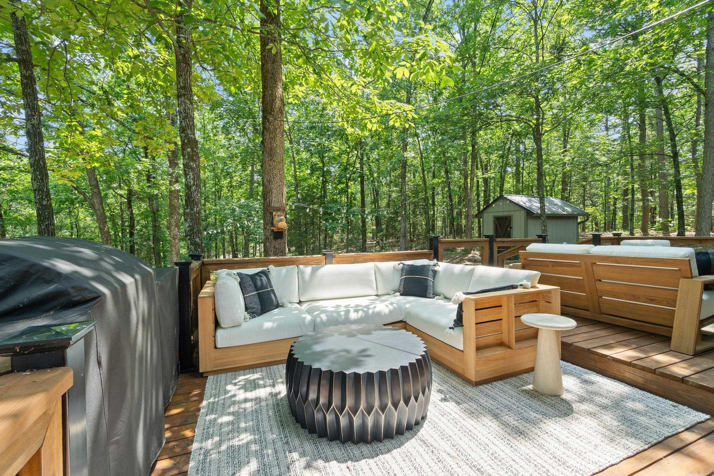 HAMILTON HILLS - Residential