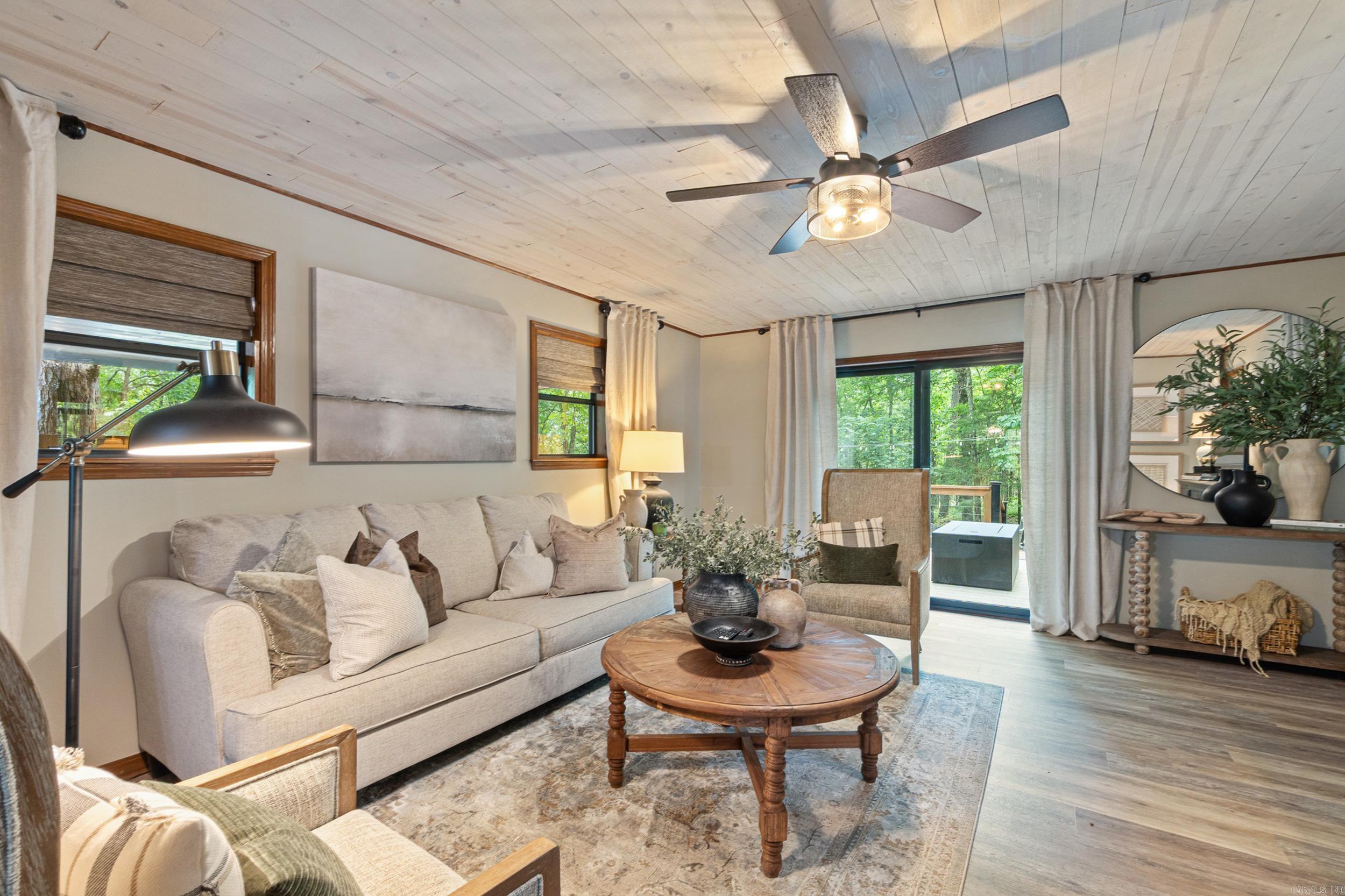 HAMILTON HILLS - Residential