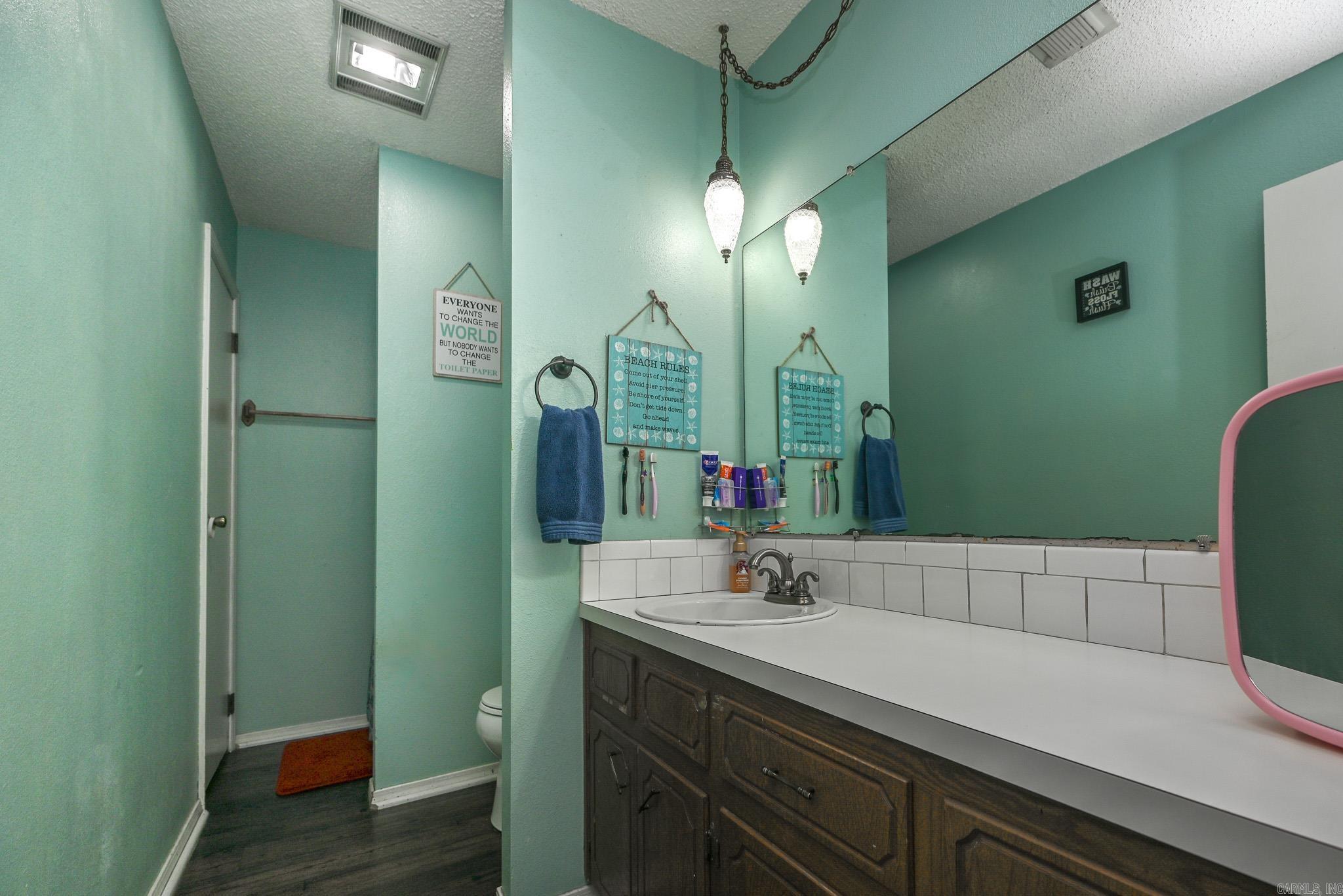 ROLLING KNOLLS ADD - Residential