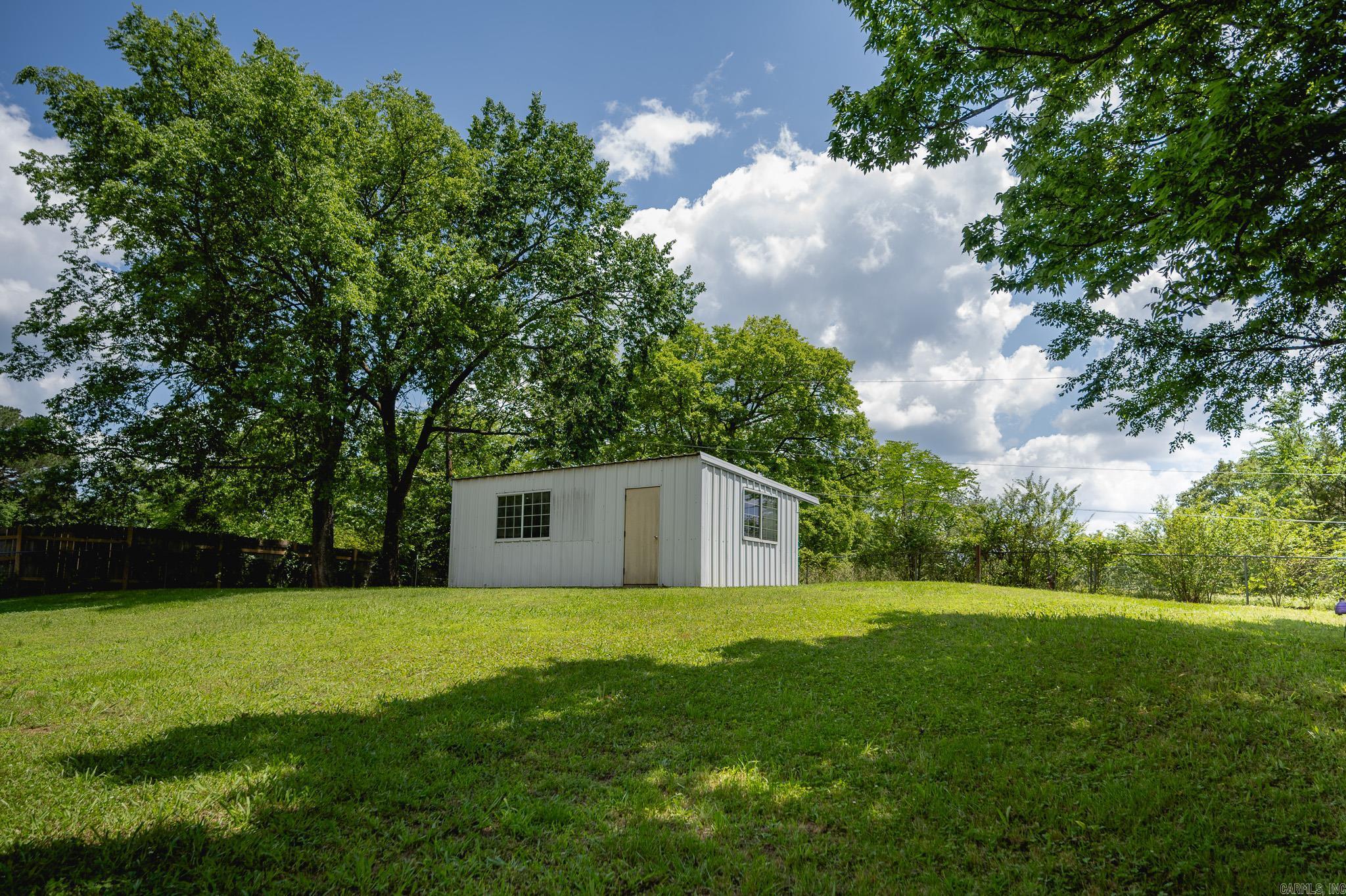 ROLLING KNOLLS ADD - Residential