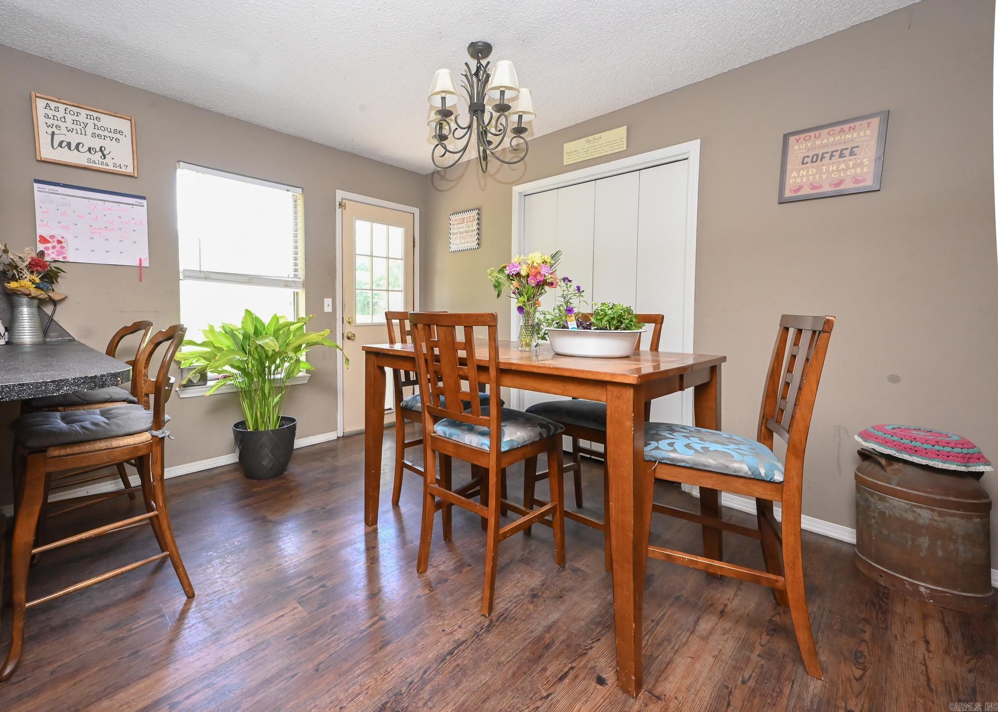 ROLLING KNOLLS ADD - Residential