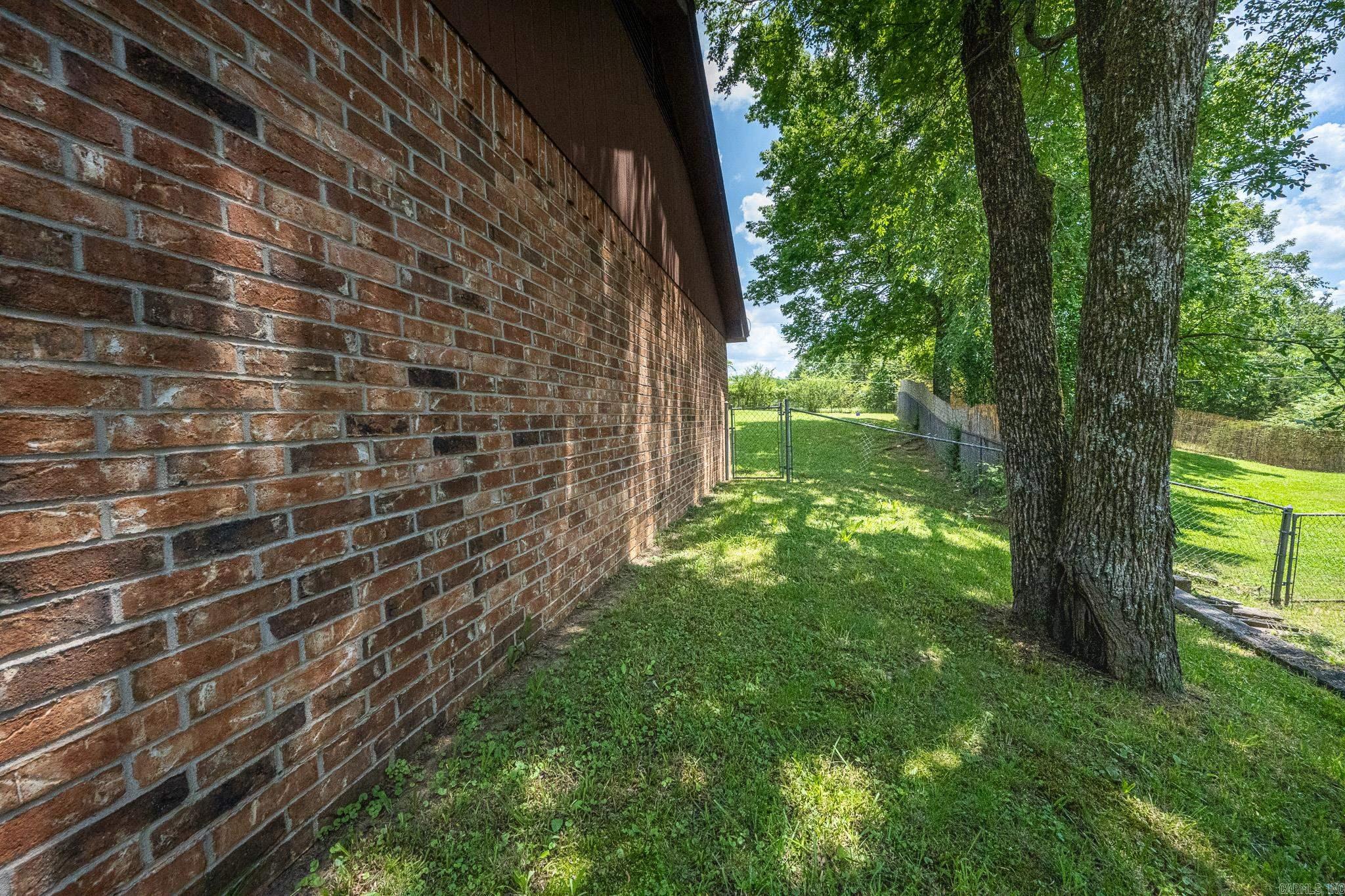 ROLLING KNOLLS ADD - Residential