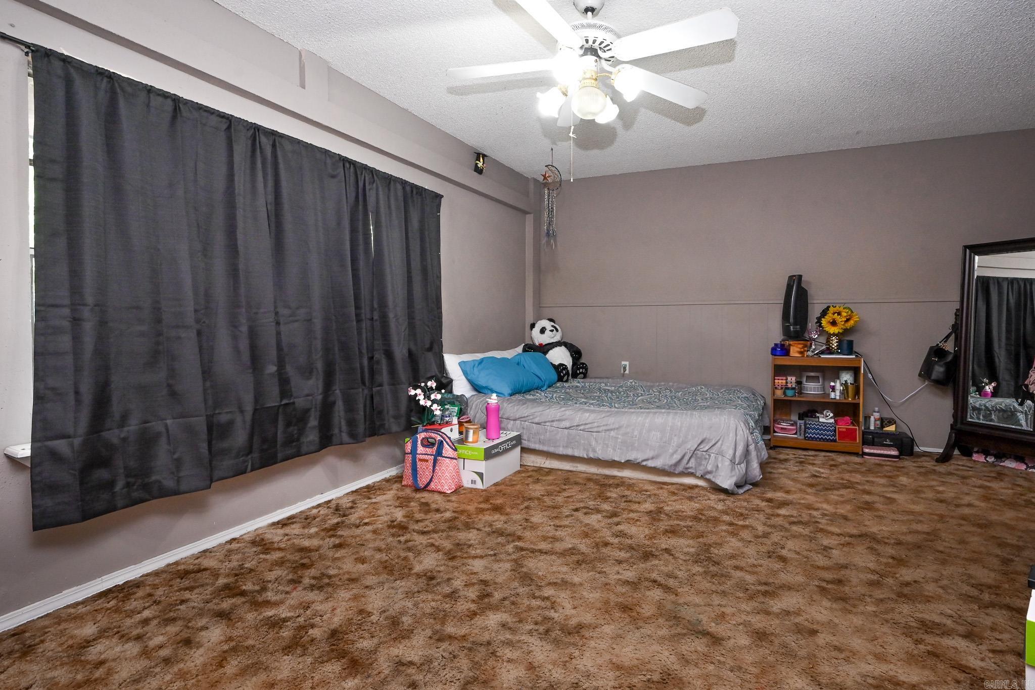 ROLLING KNOLLS ADD - Residential