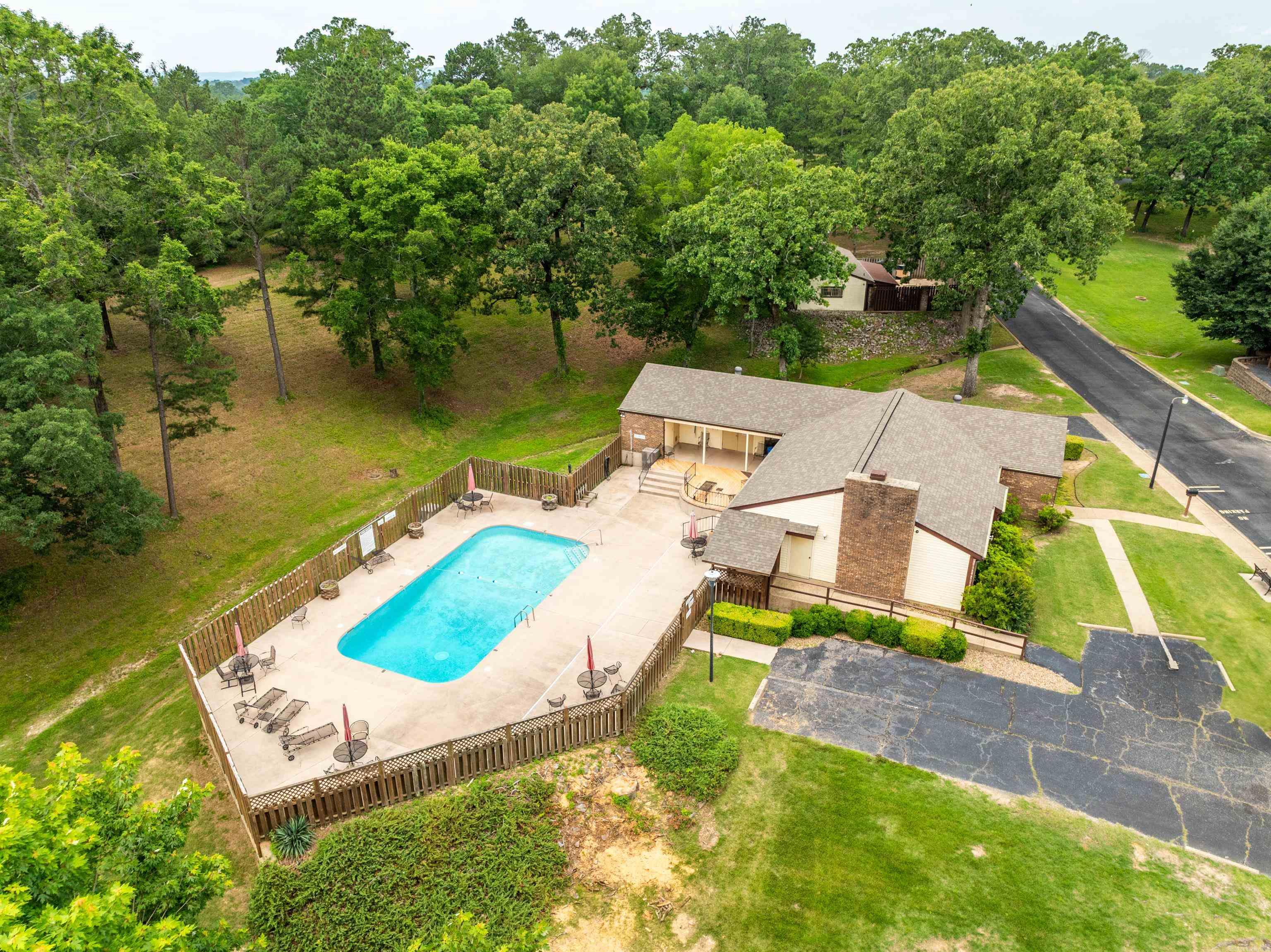 HUNTLEIGH WOODS HPR - Residential