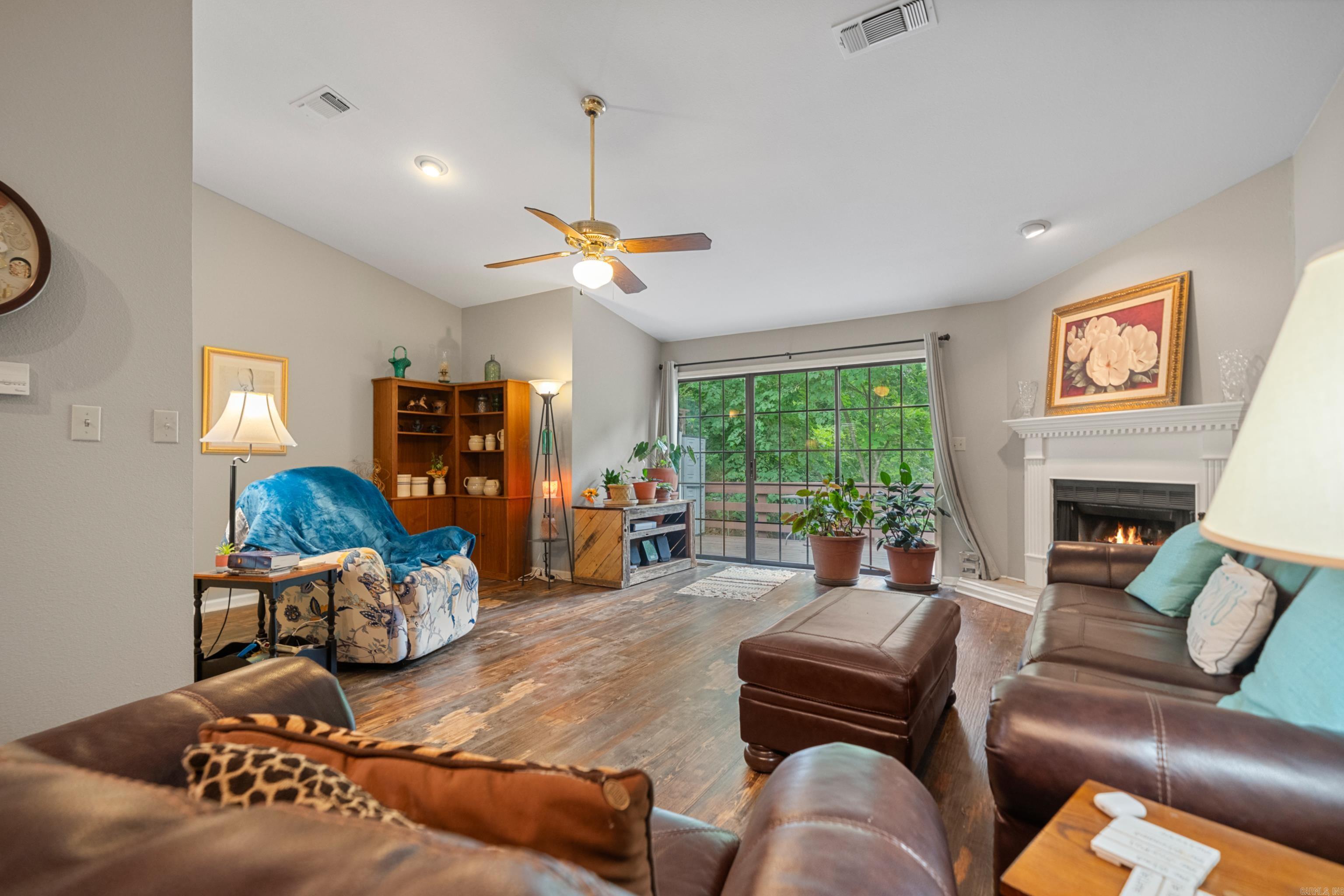 HUNTLEIGH WOODS HPR - Residential