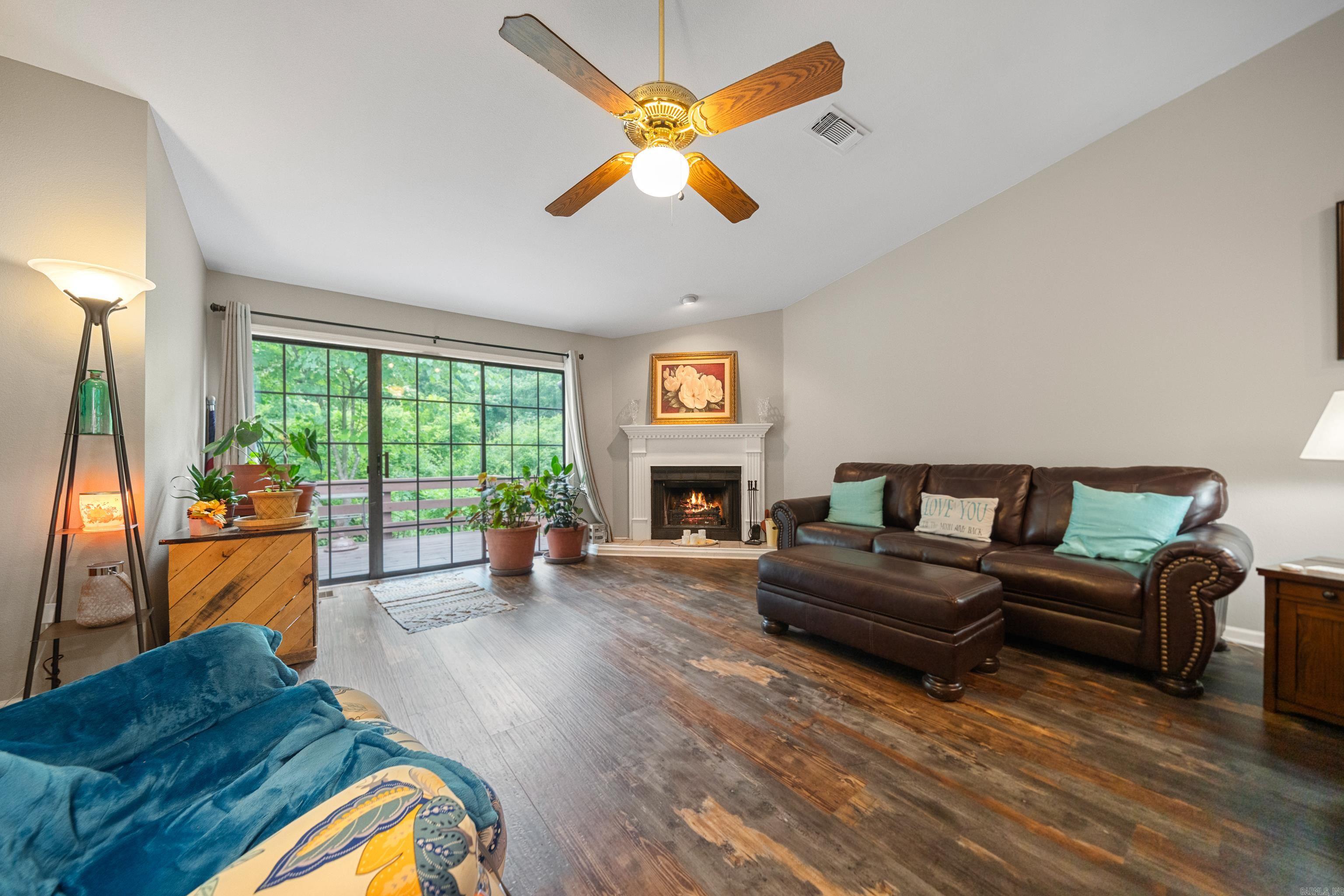 HUNTLEIGH WOODS HPR - Residential