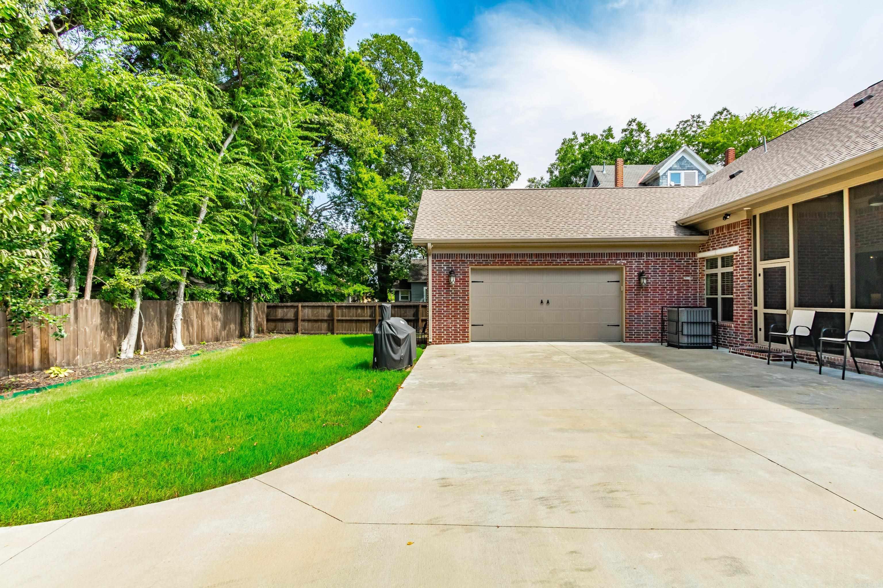 CITY OF LR - Residential