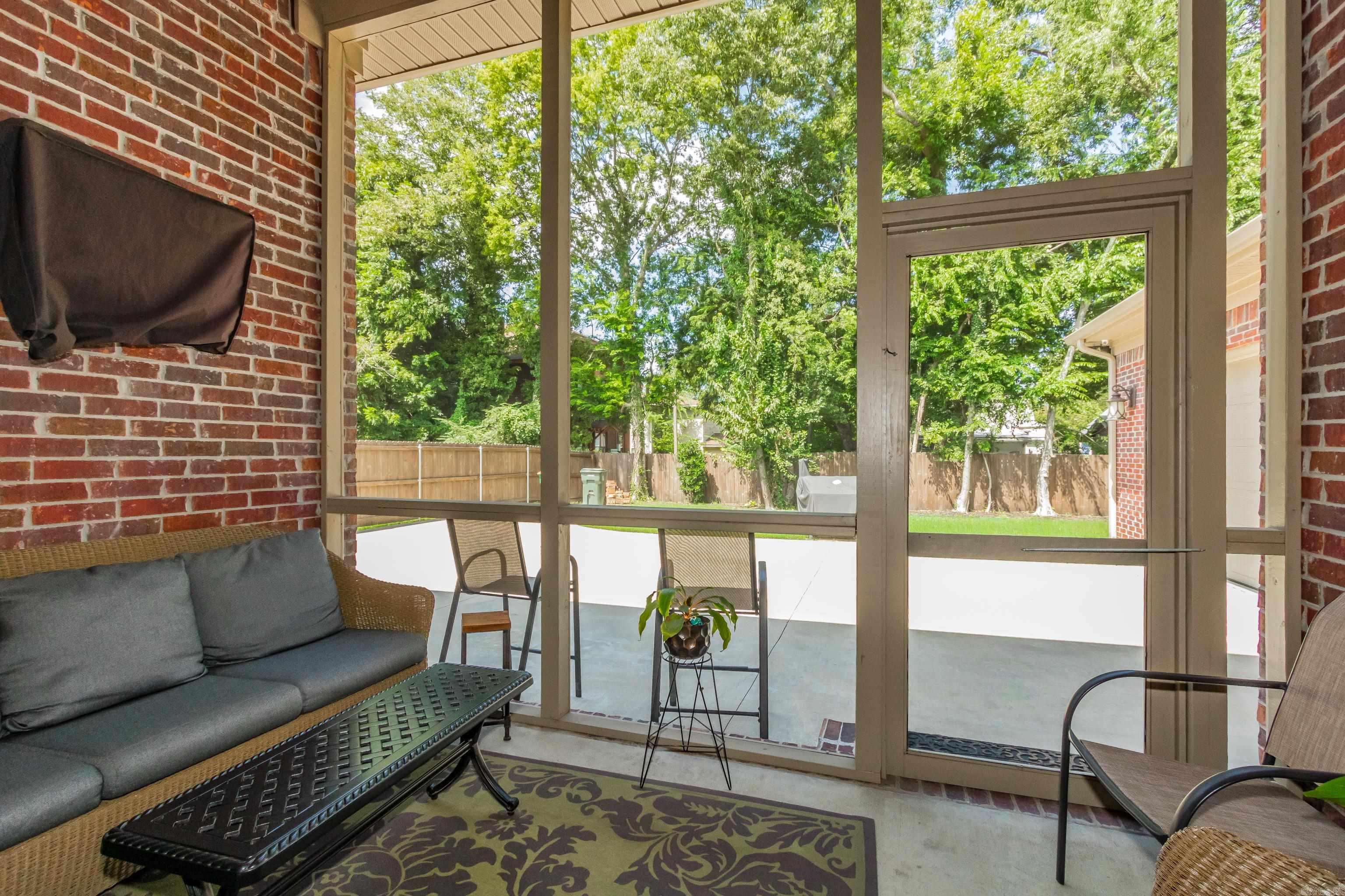 CITY OF LR - Residential