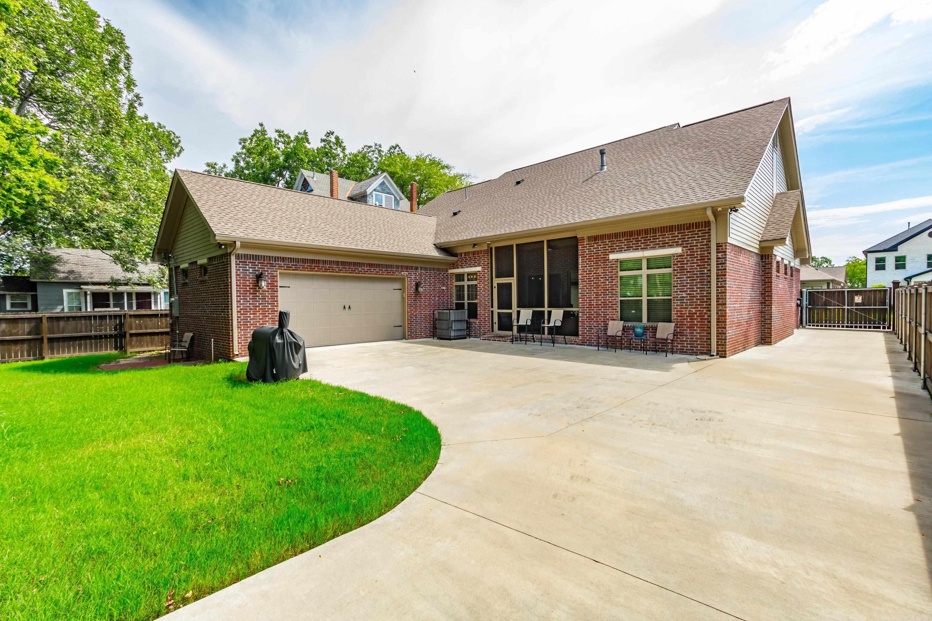 CITY OF LR - Residential