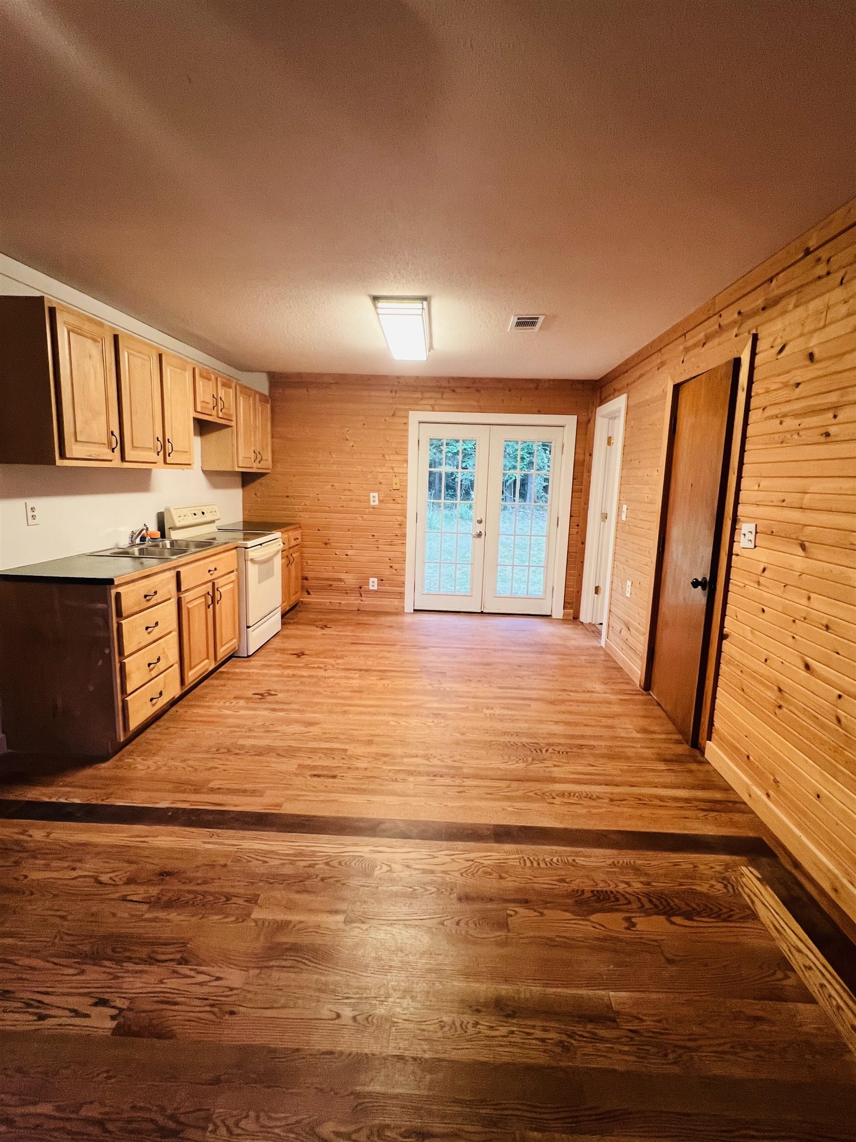 WOODLAND - Residential