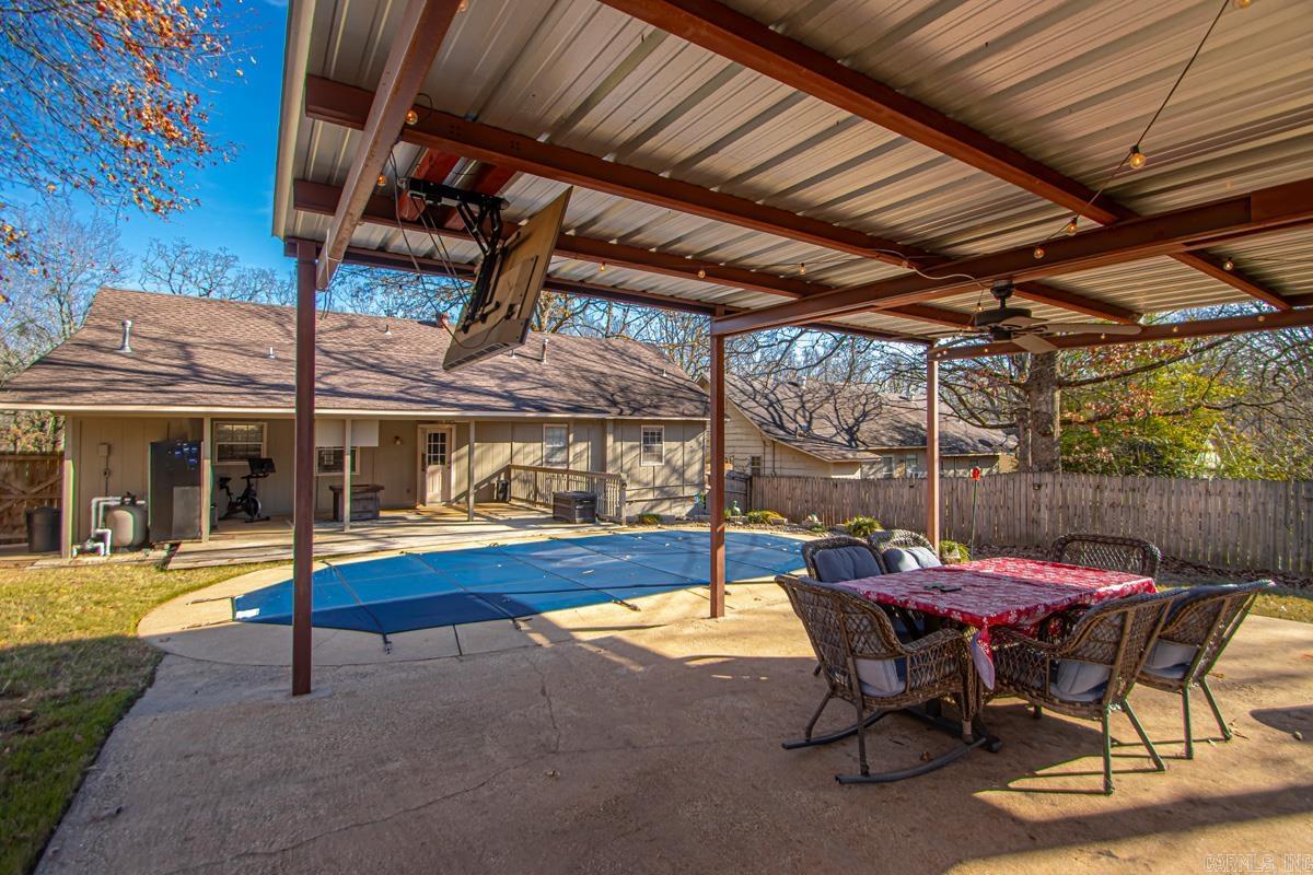 CLUB ROAD TERRACE - Residential