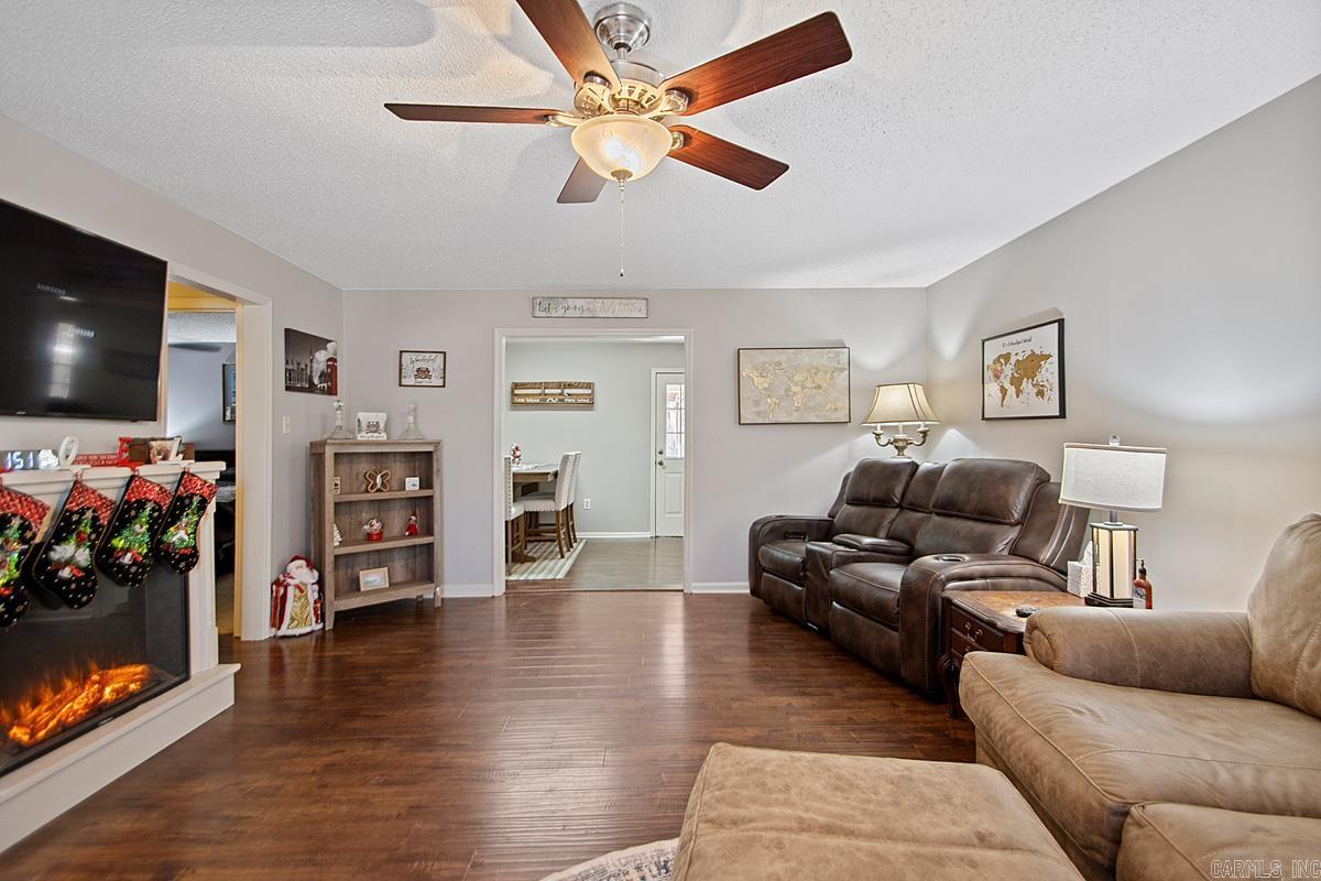 CLUB ROAD TERRACE - Residential