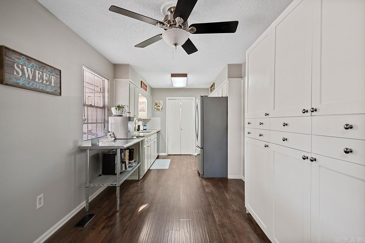 CLUB ROAD TERRACE - Residential