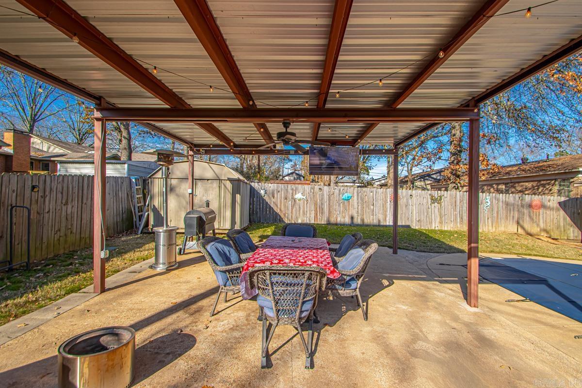 CLUB ROAD TERRACE - Residential