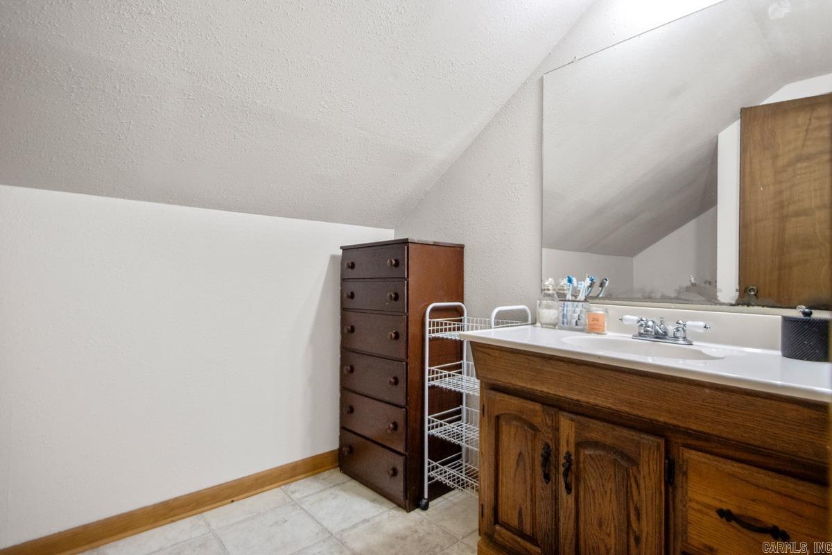 CLUB ROAD TERRACE - Residential