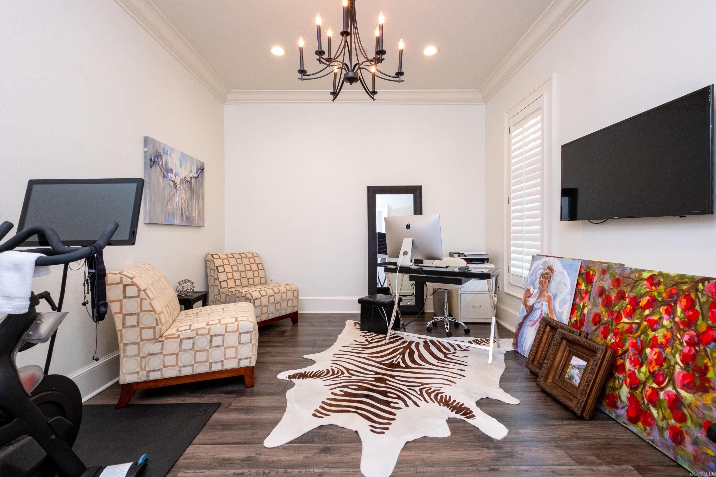 CHENAL VALLEY HALLEN COURT - Residential