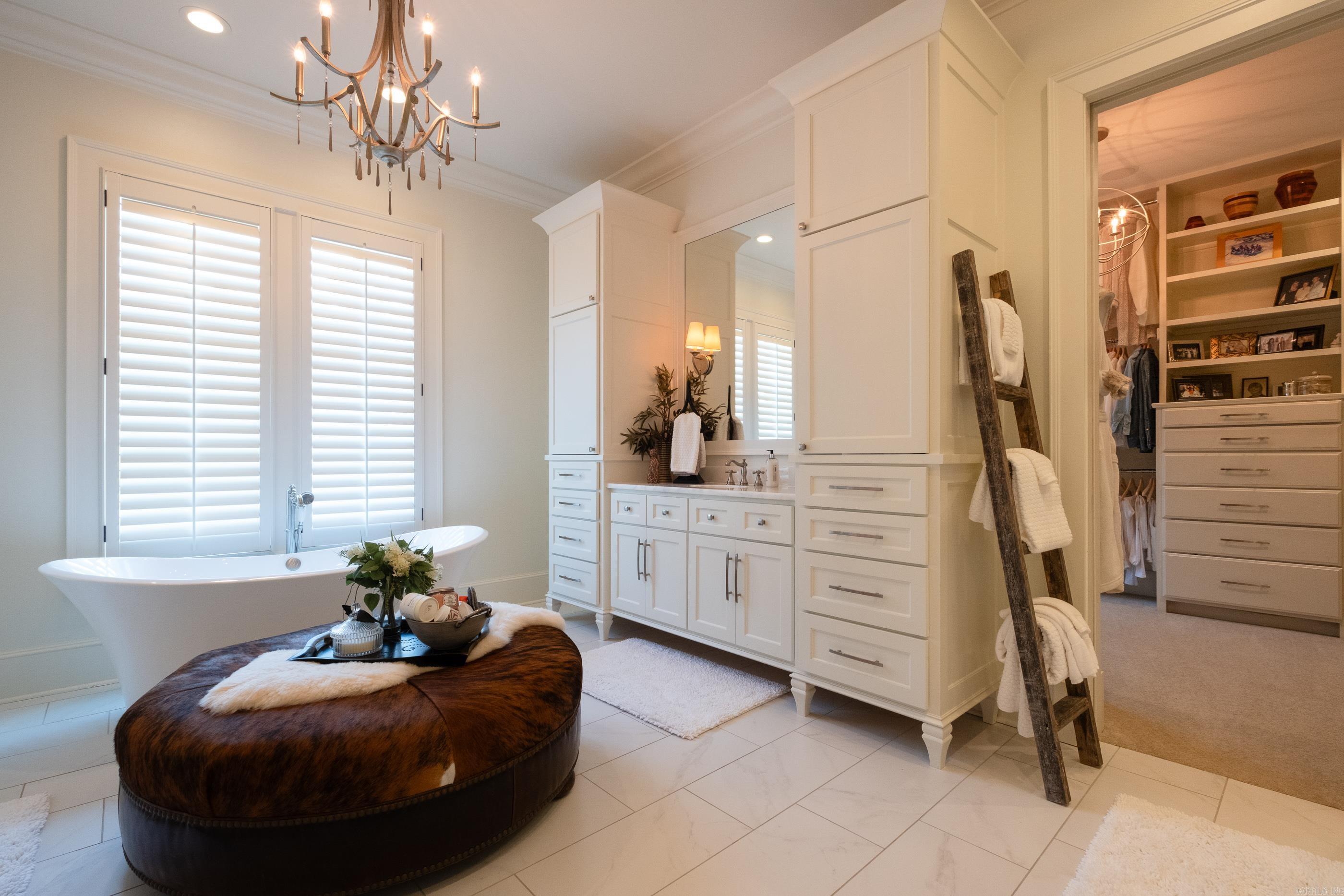 CHENAL VALLEY HALLEN COURT - Residential