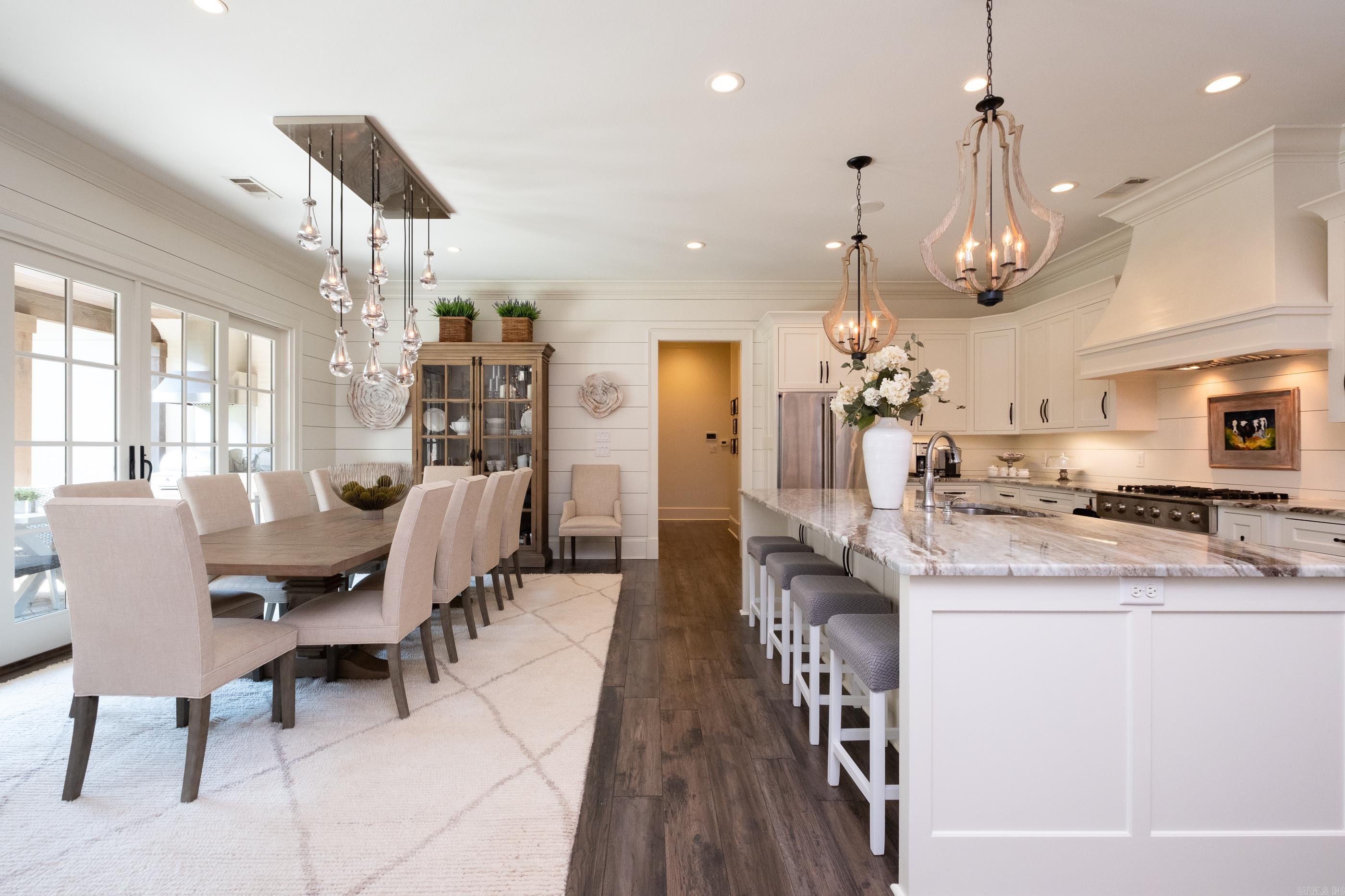 CHENAL VALLEY HALLEN COURT - Residential