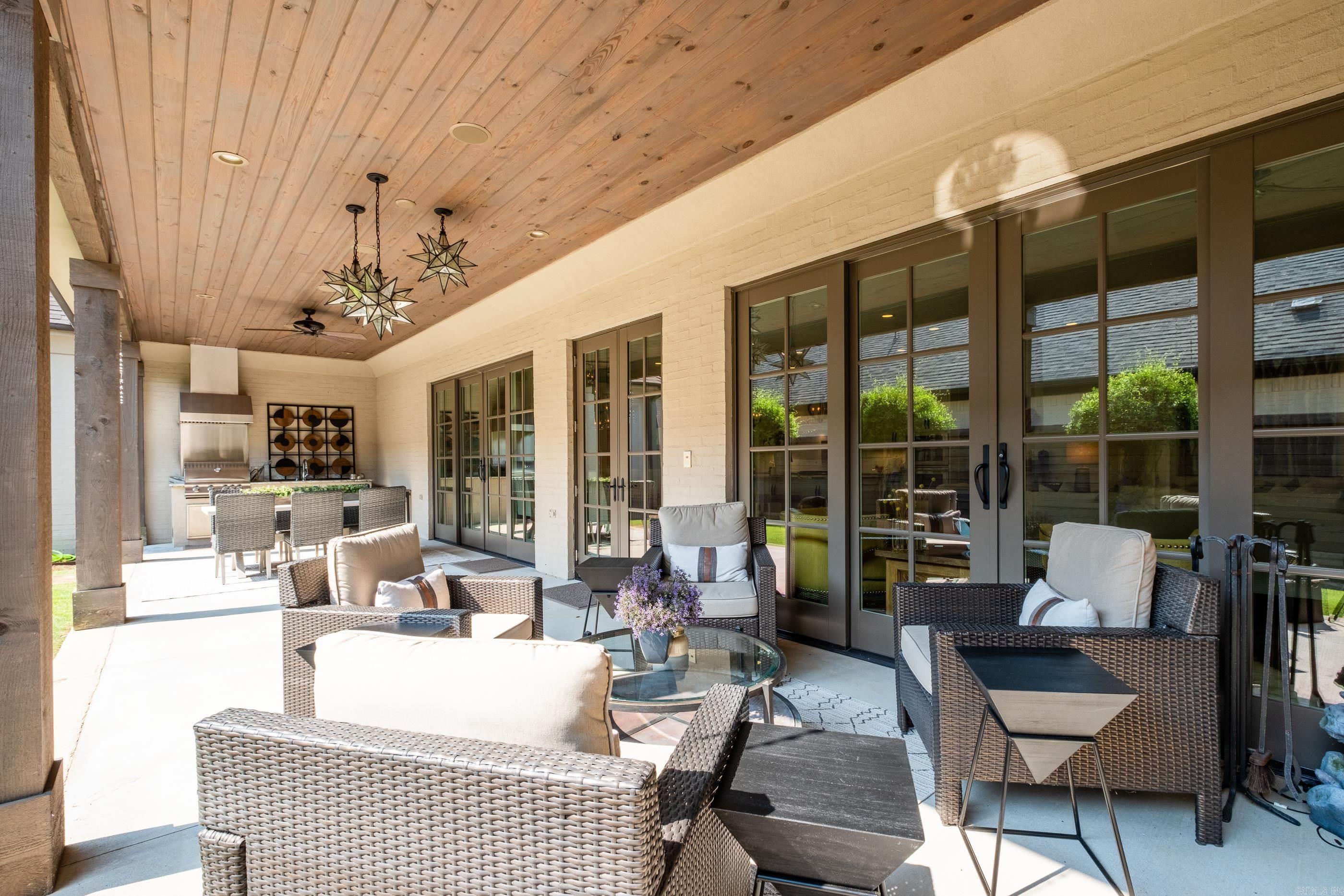 CHENAL VALLEY HALLEN COURT - Residential