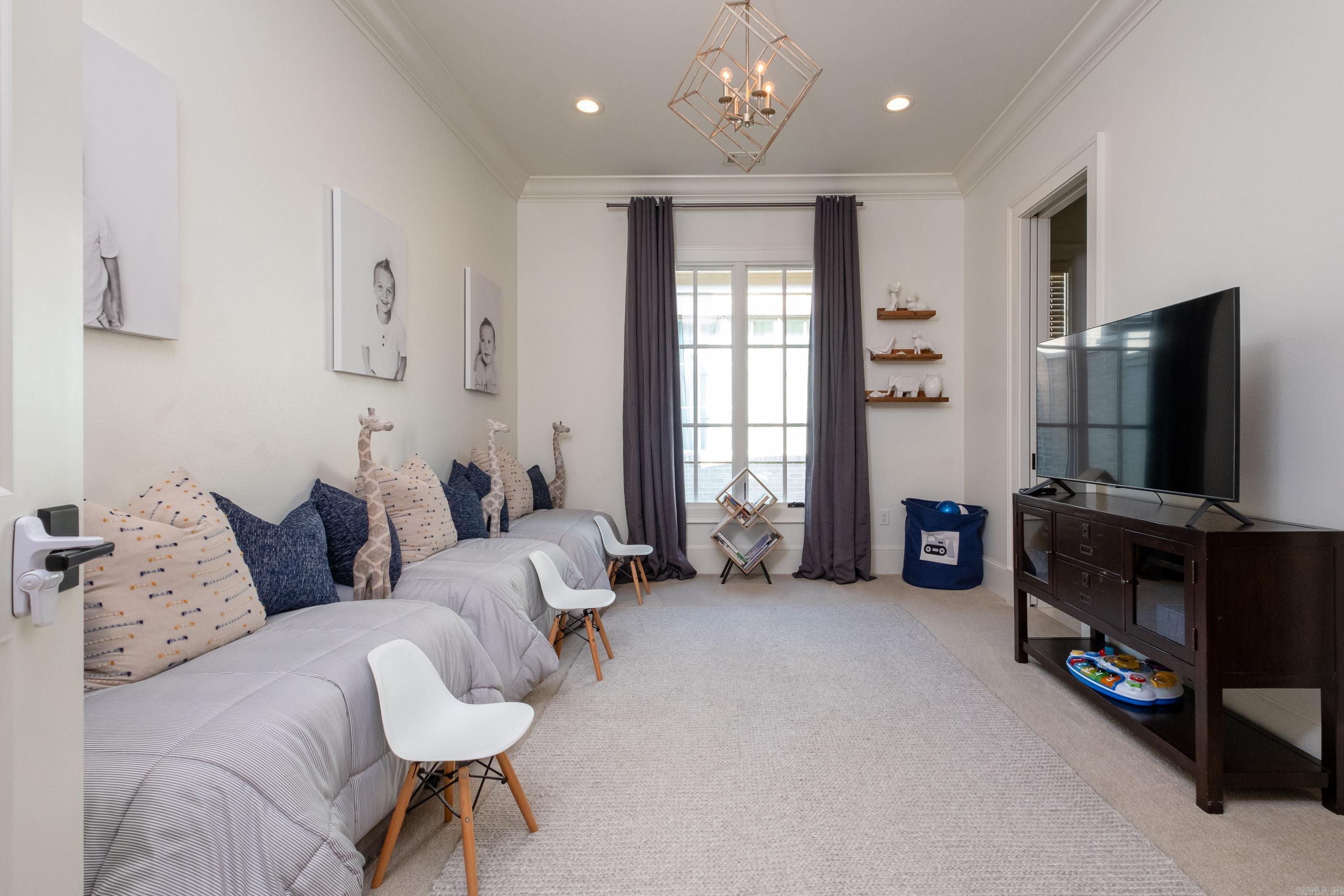 CHENAL VALLEY HALLEN COURT - Residential