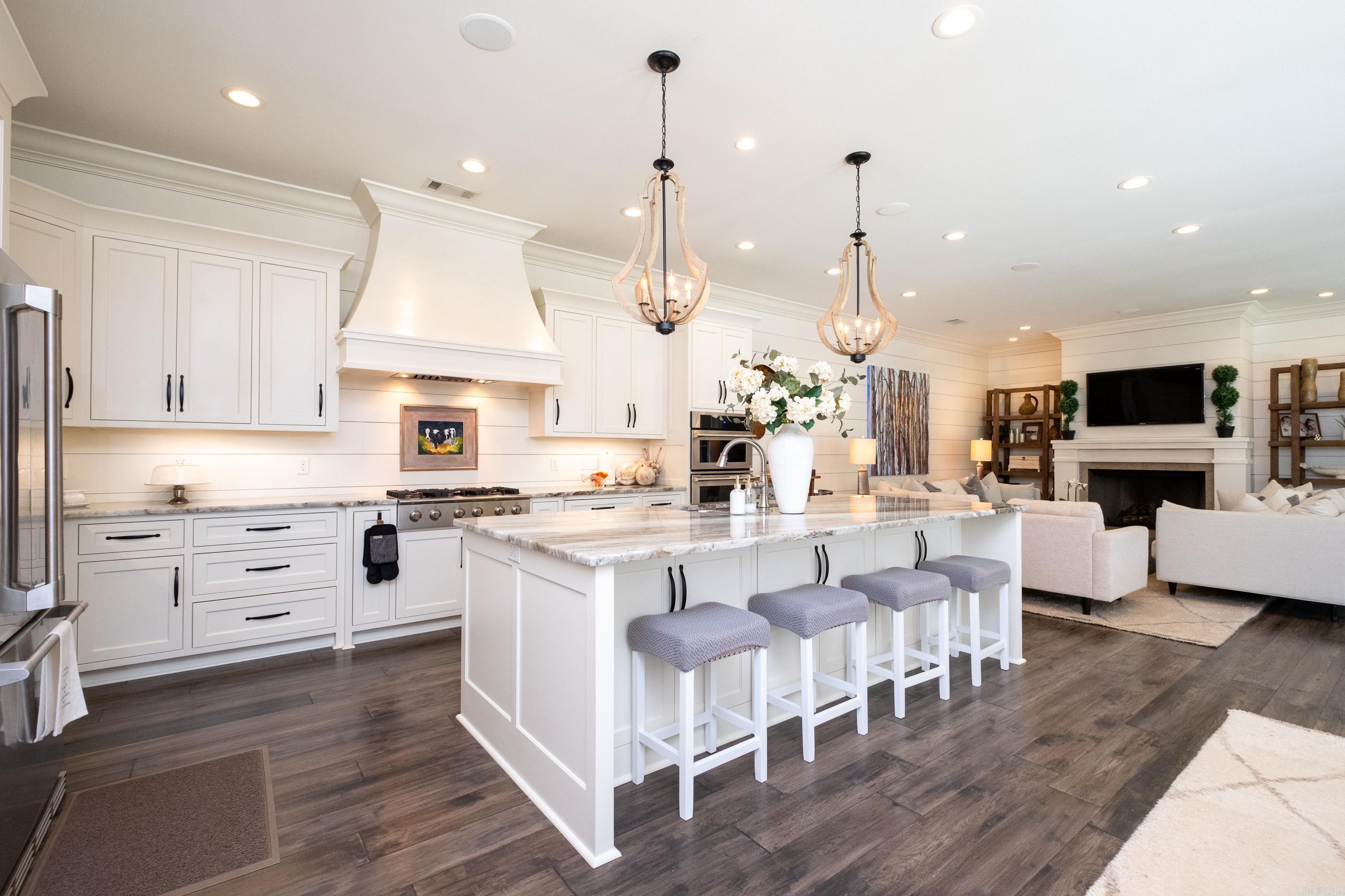 CHENAL VALLEY HALLEN COURT - Residential