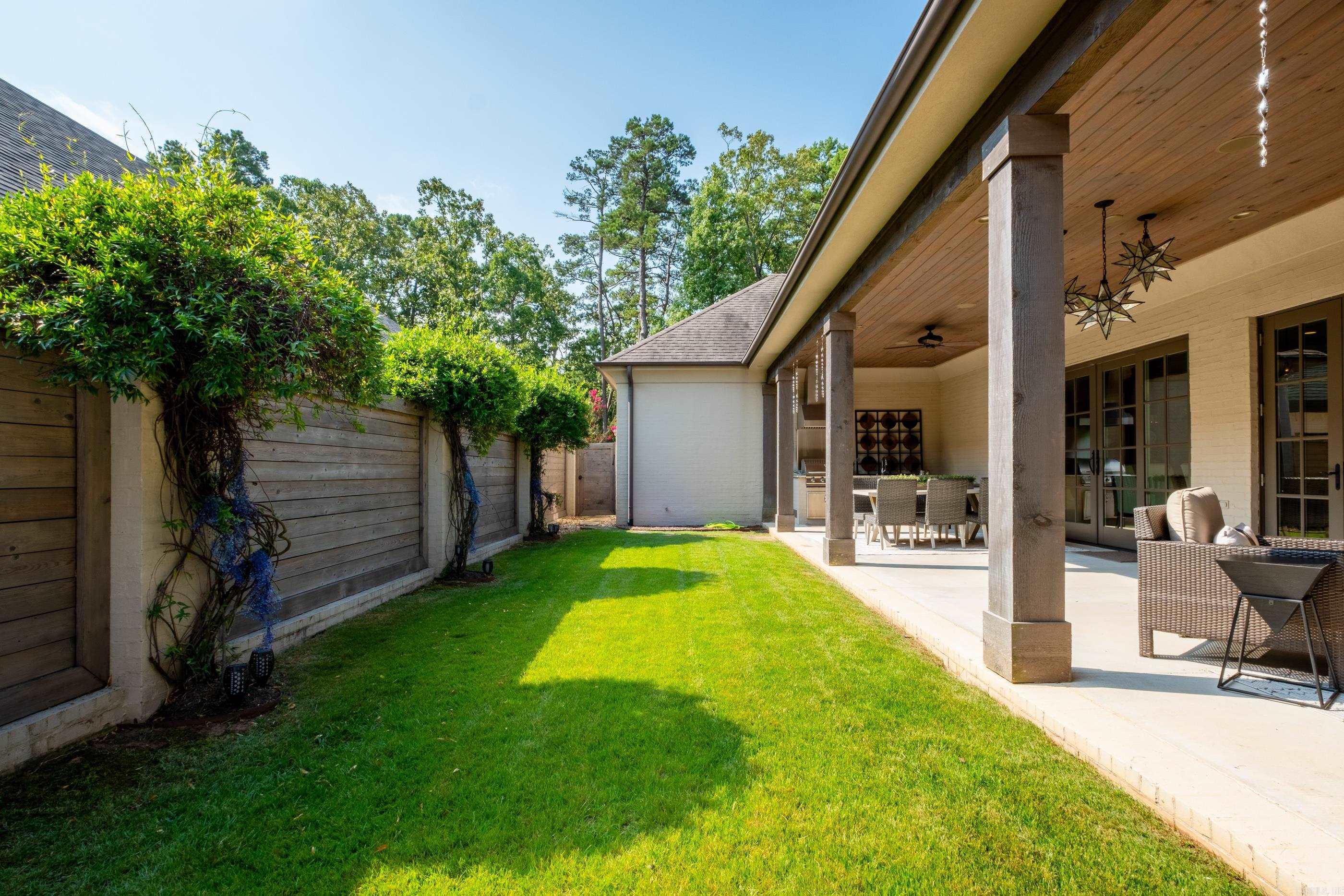 CHENAL VALLEY HALLEN COURT - Residential