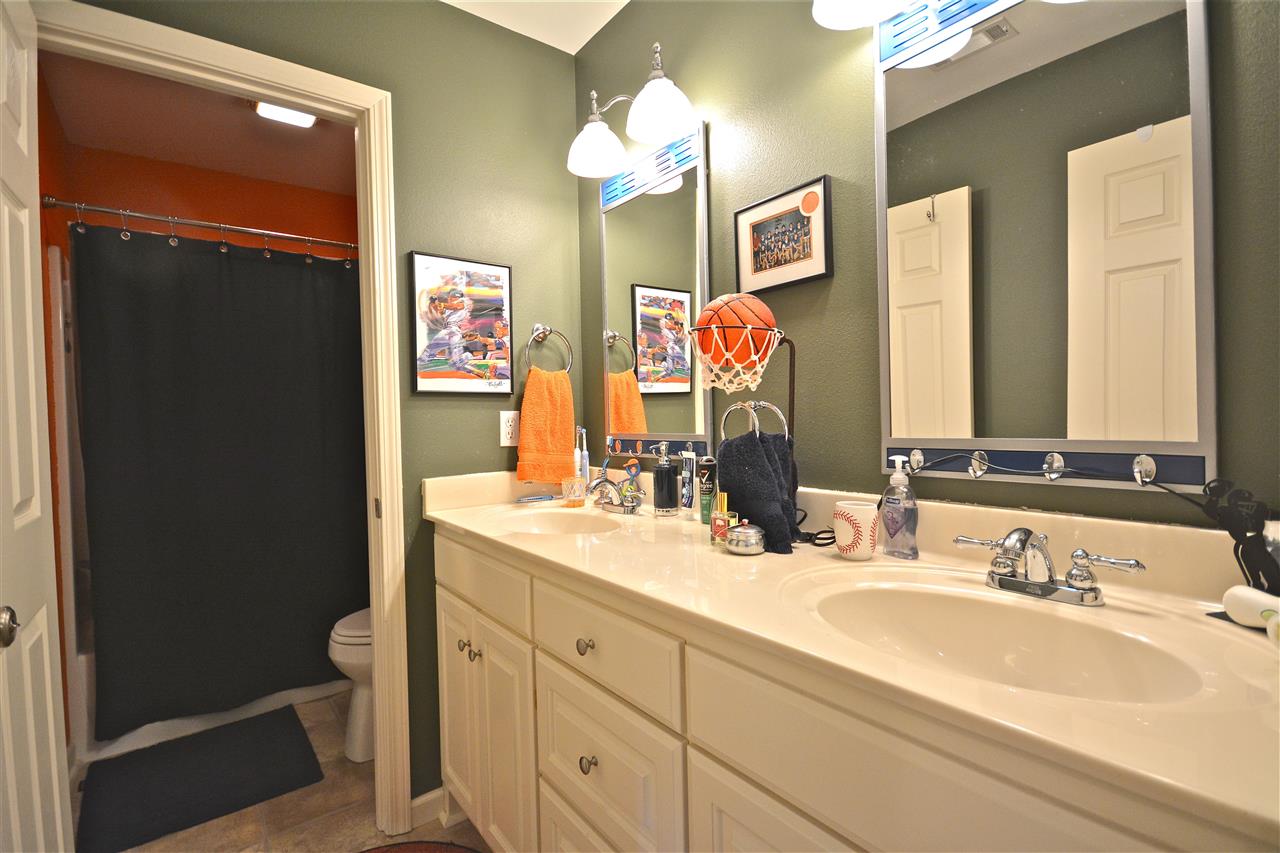 THE VILLAGES OF WELLINGTON - Residential