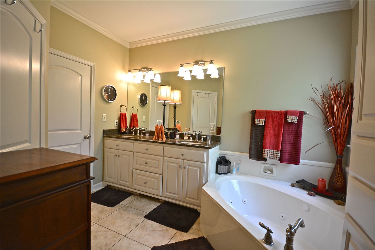 THE VILLAGES OF WELLINGTON - Residential