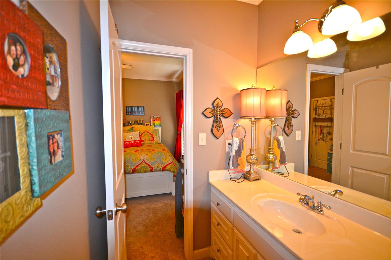 THE VILLAGES OF WELLINGTON - Residential