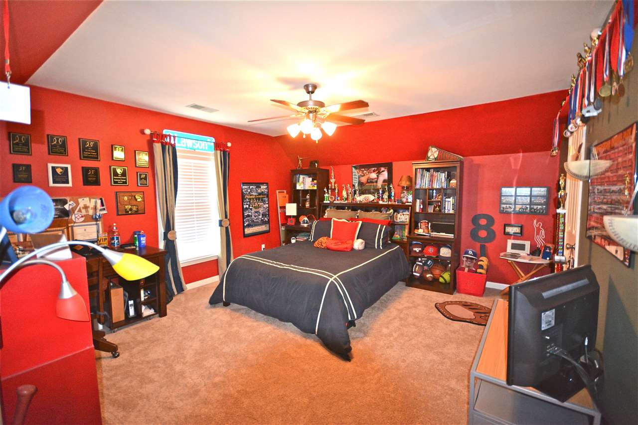 THE VILLAGES OF WELLINGTON - Residential