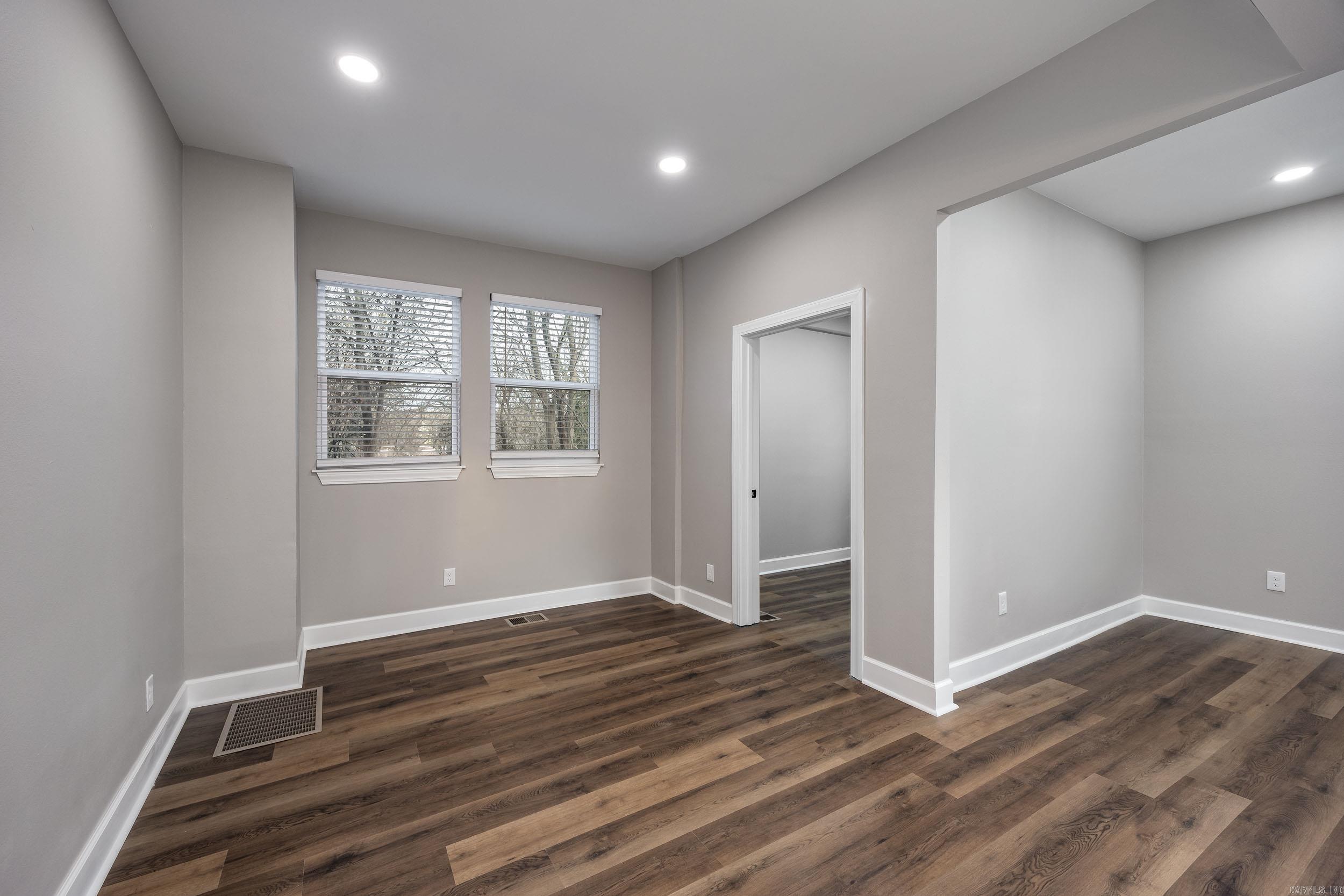 WORTHEN WAT - Residential