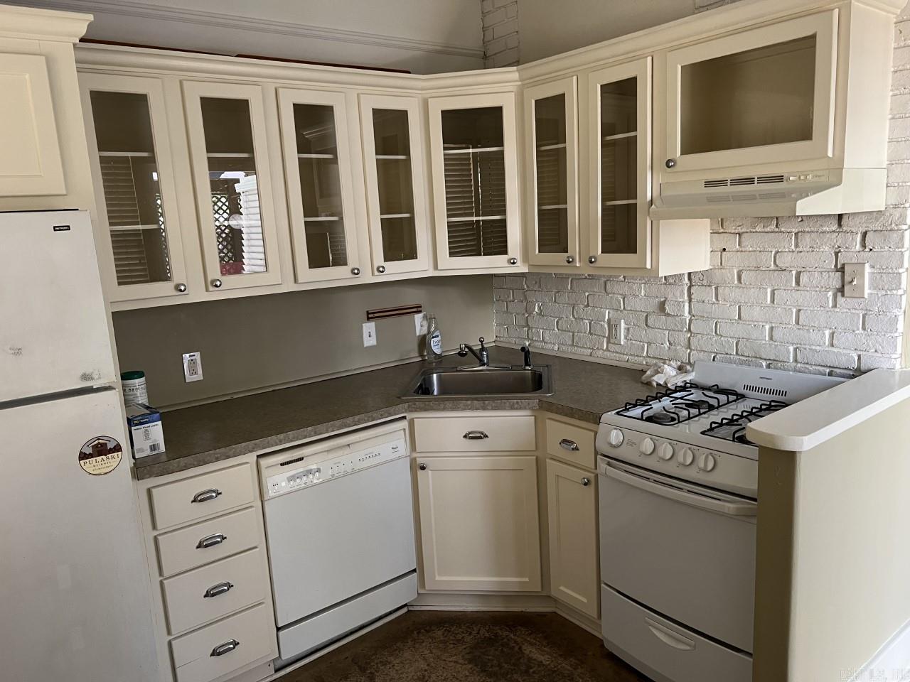 Midland Hill - Residential Lease