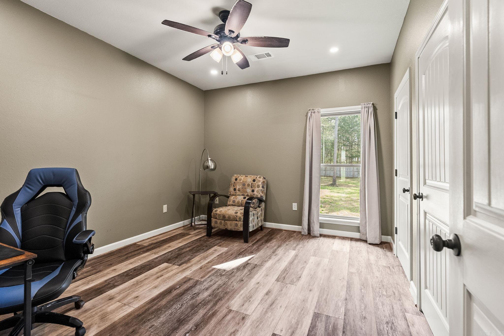 WOODED ACRES - Residential